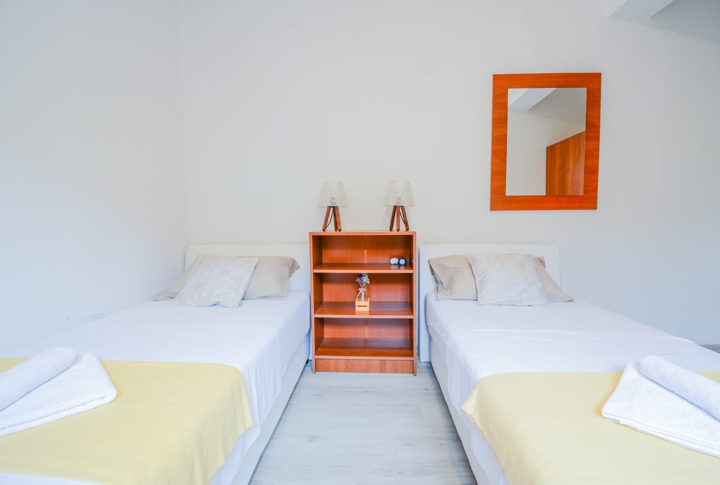 Two bedroom apartment with terrace Zadar  A-a