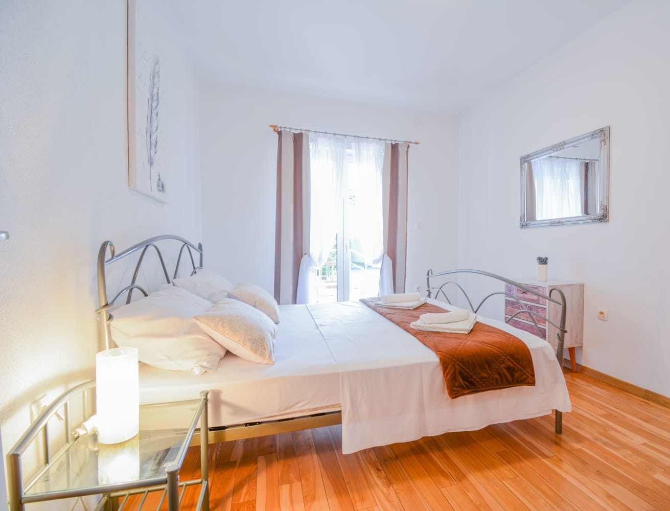 Two bedroom apartment with terrace Zadar (A-15945-a)