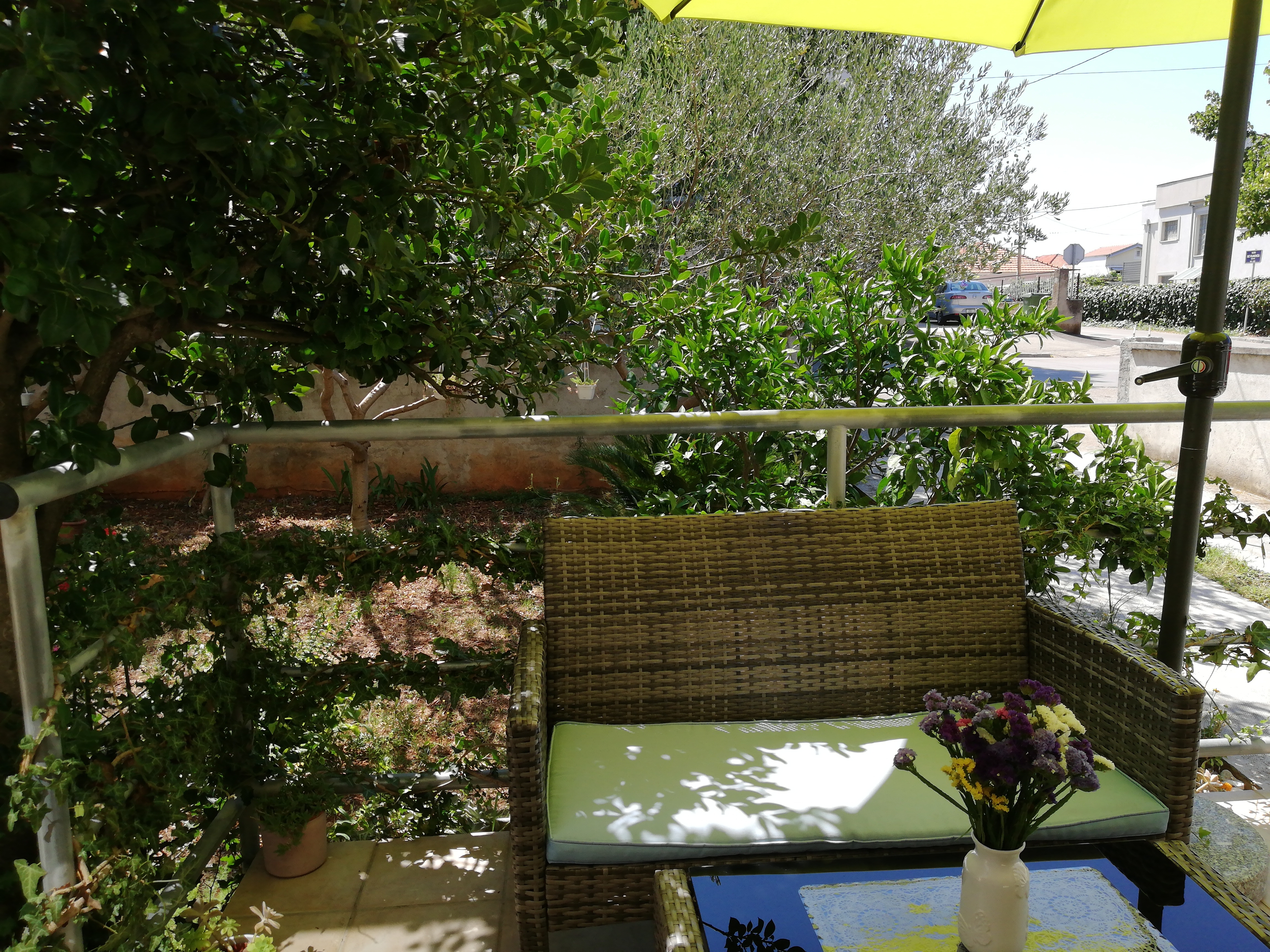 Two bedroom apartment with terrace Zadar  A-a