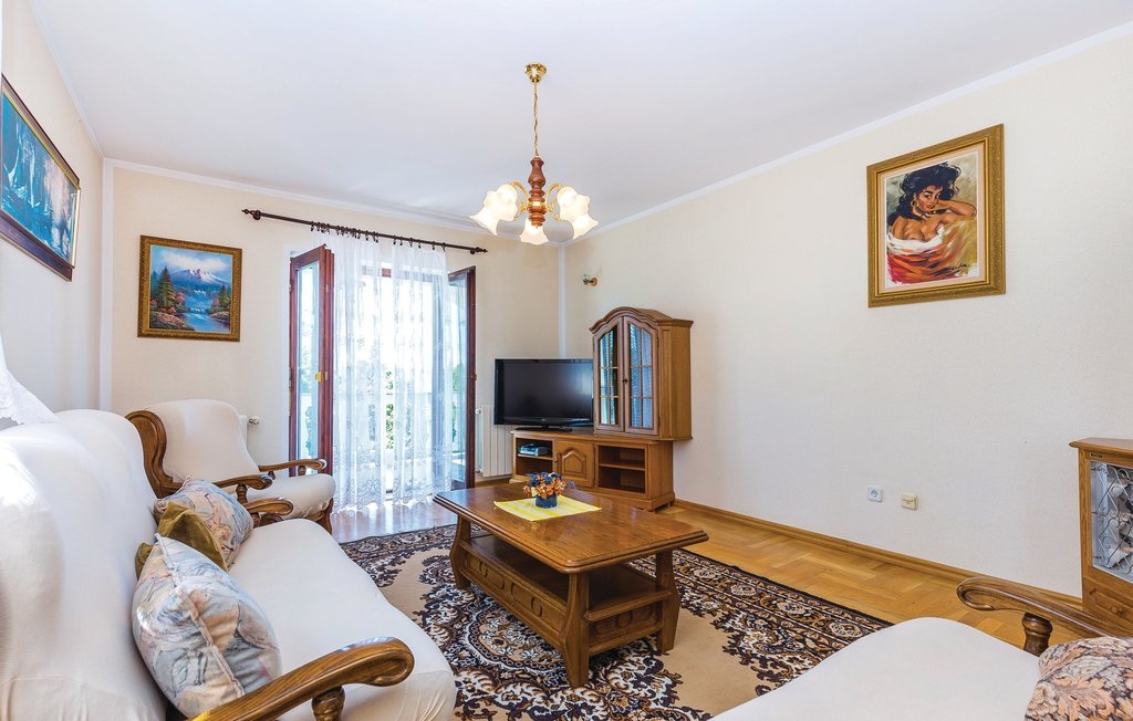 Top Novi Vinodolski Top Novi Vinodolski