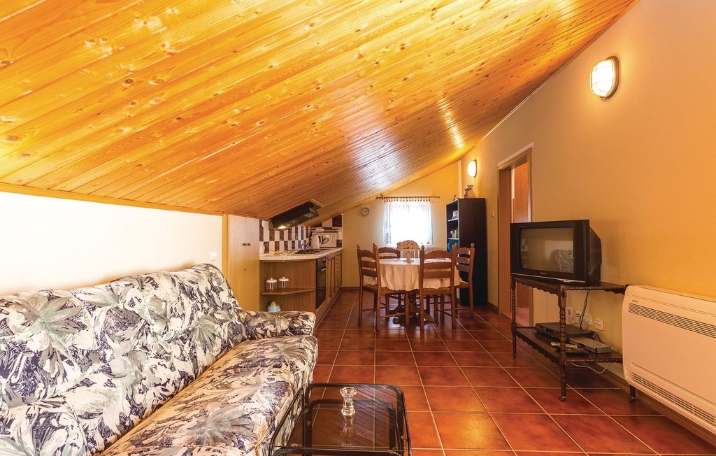 Top Novi Vinodolski Top Novi Vinodolski