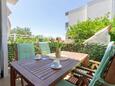 Apartments Podstrana (Split) - 15963