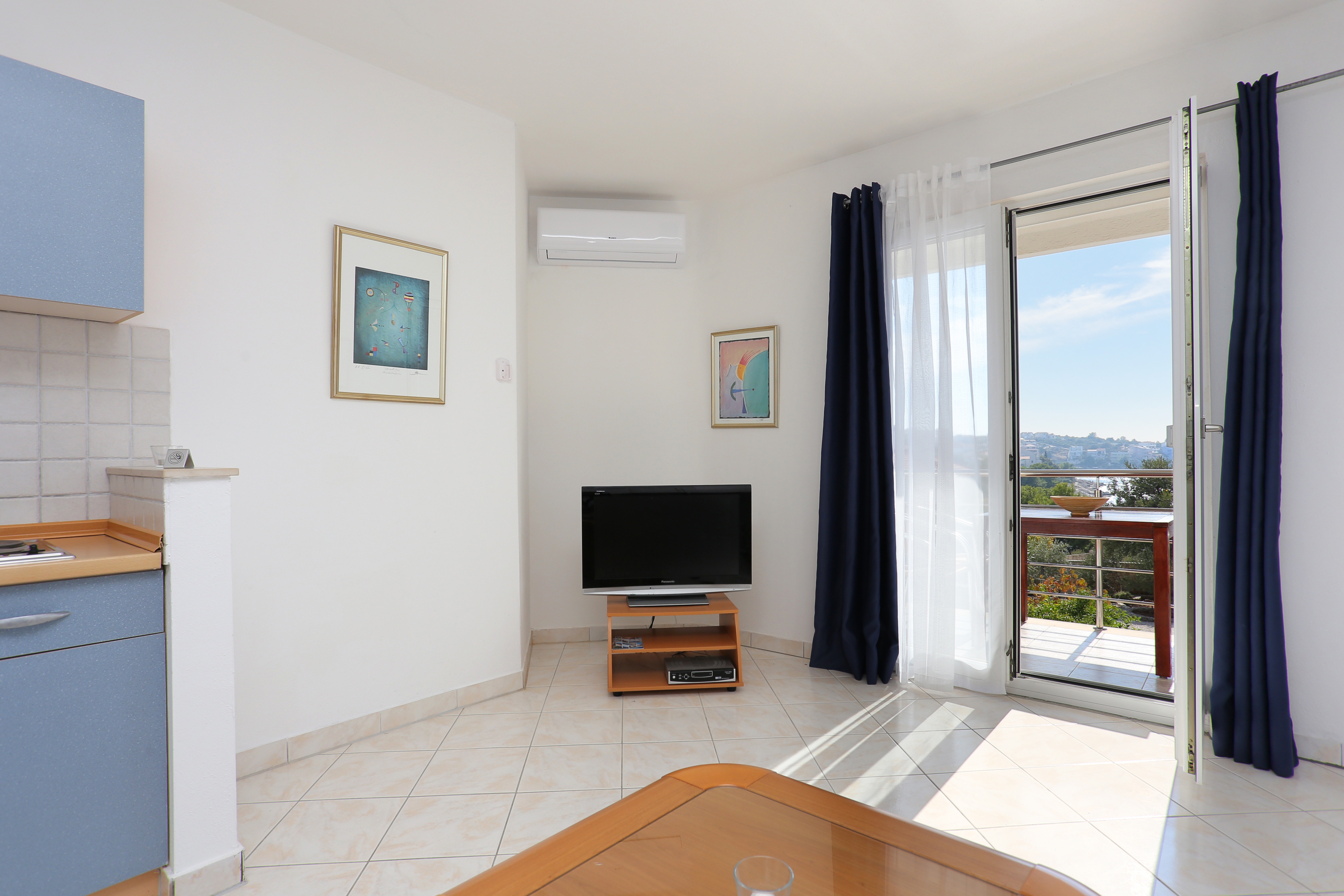 One bedroom apartment near beach Ražanj, Rogoznica  A-a