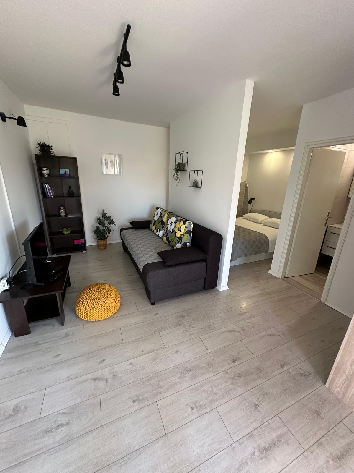 Studio flat with terrace Trpanj, Pelješac (AS-16004-b)