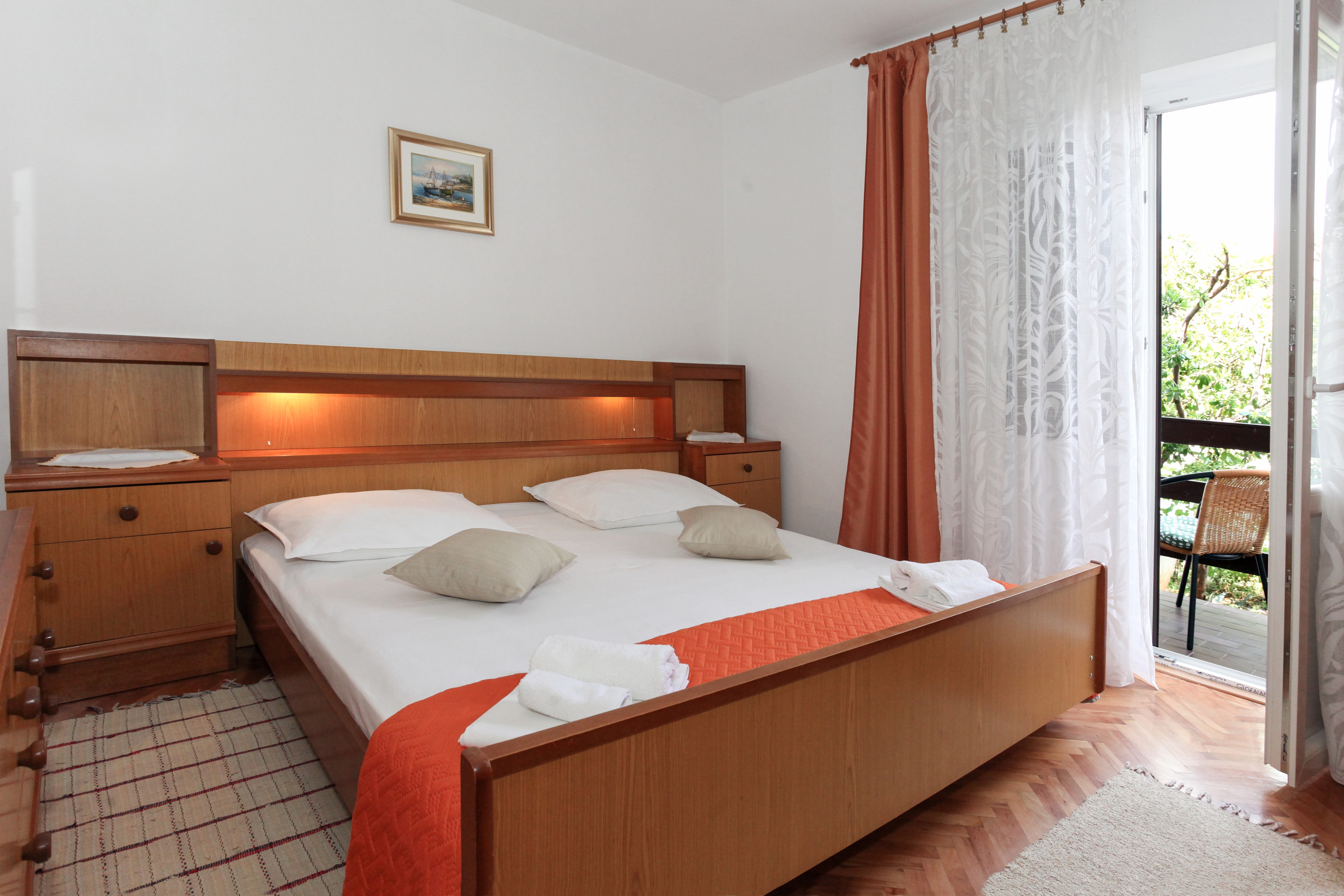 Two bedroom apartment with terrace Pag (A-16016-b)