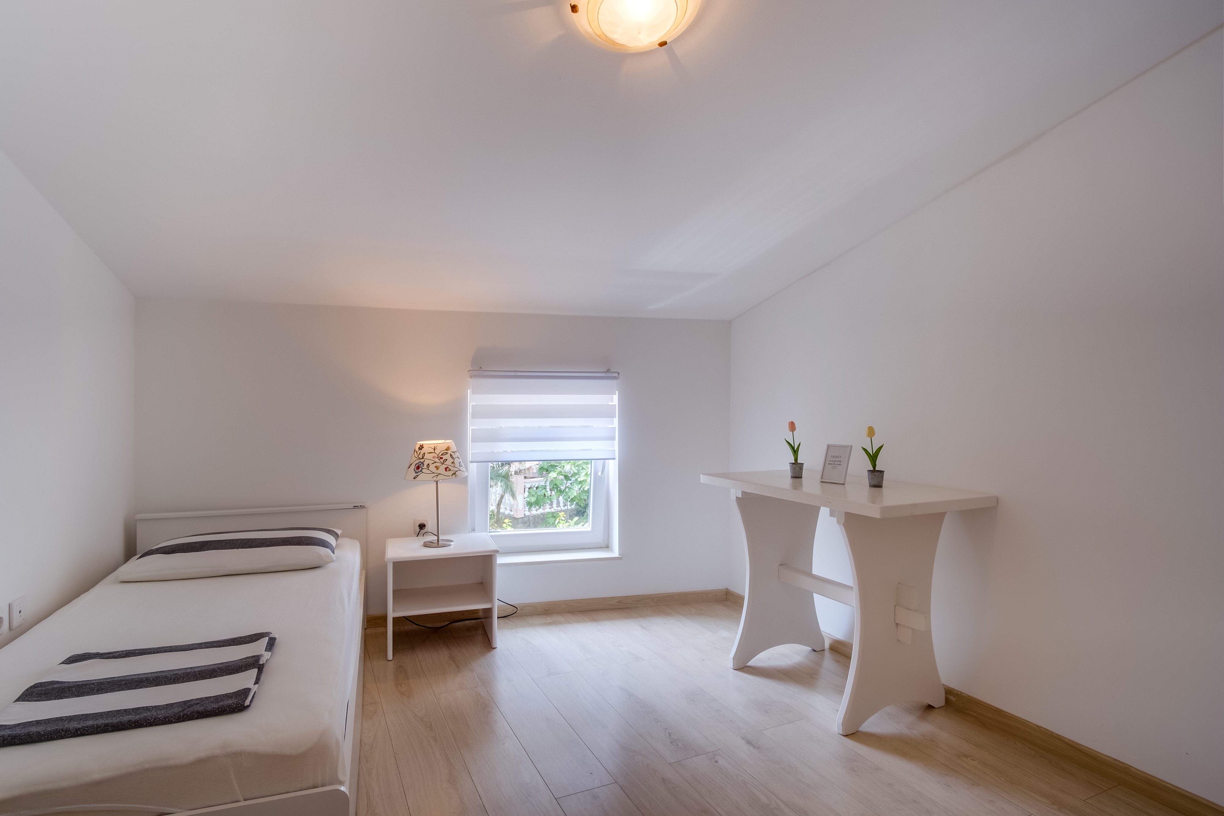 Three bedroom apartment with terrace Mali Lošinj, Lošinj  A-a