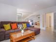 Mali Lošinj, Living room in the apartment, air condition available, (pet friendly) and WiFi.