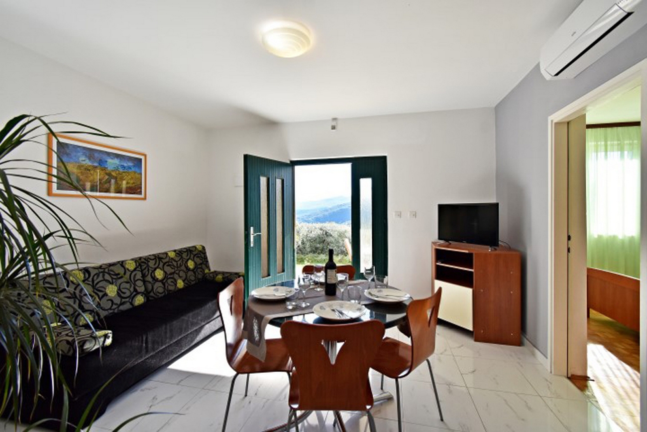 Two bedroom apartment with terrace and sea view Rabac, Labin (A-16022-a)