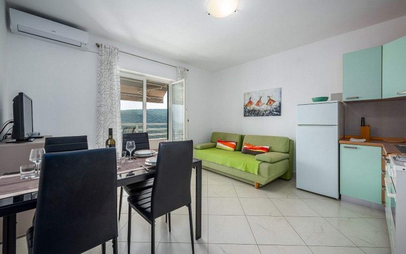One bedroom apartment with terrace and sea view Rabac, Labin (A-16022-b)