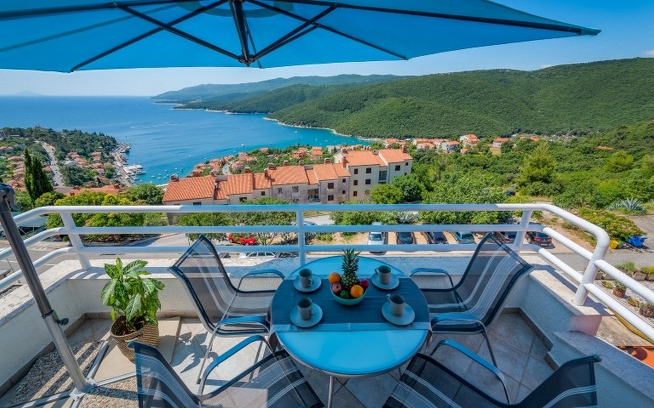 Two bedroom apartment with terrace and sea view Rabac, Labin  A-c