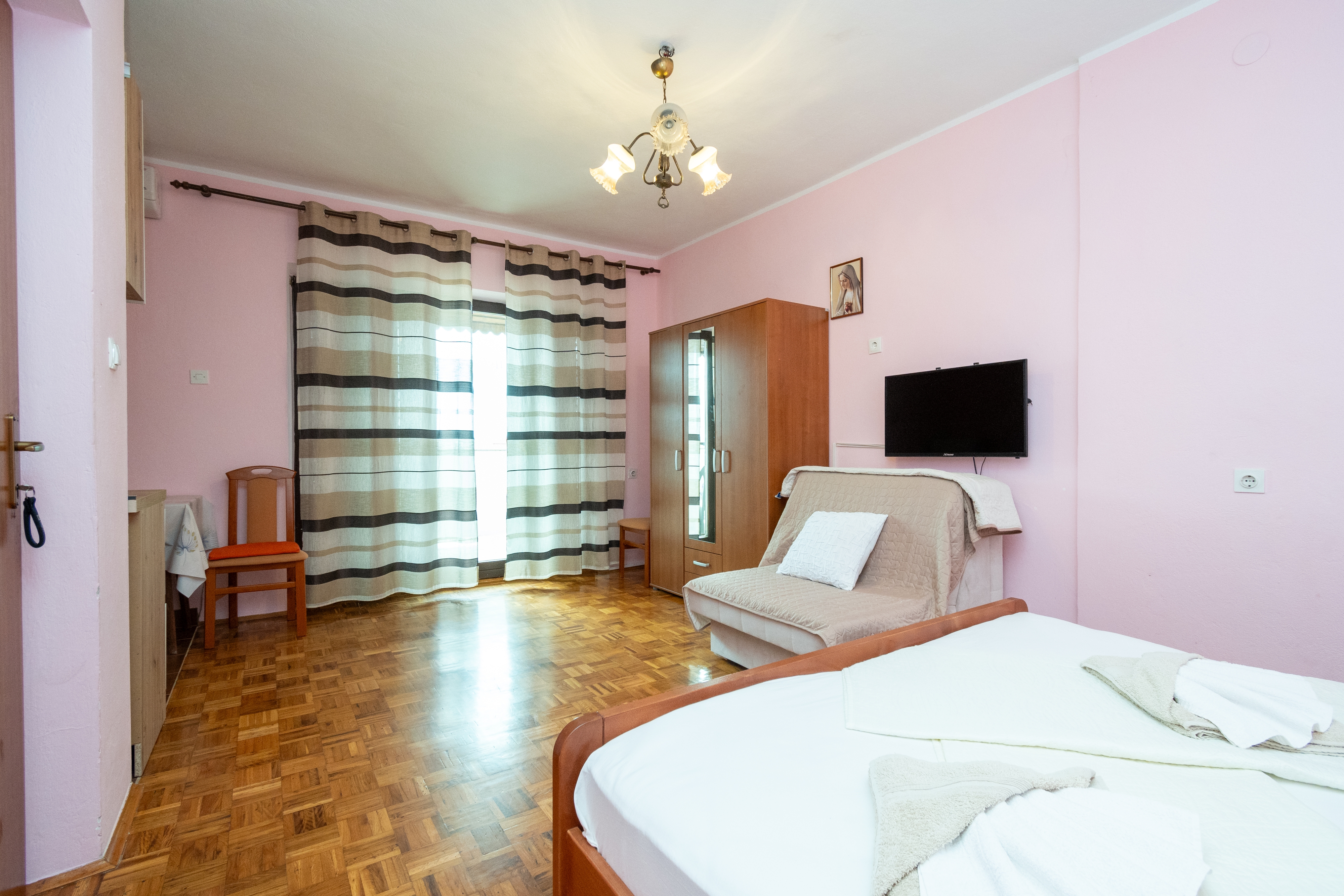 Two bedroom apartment with balcony and sea view Zubovići, Pag  A-a