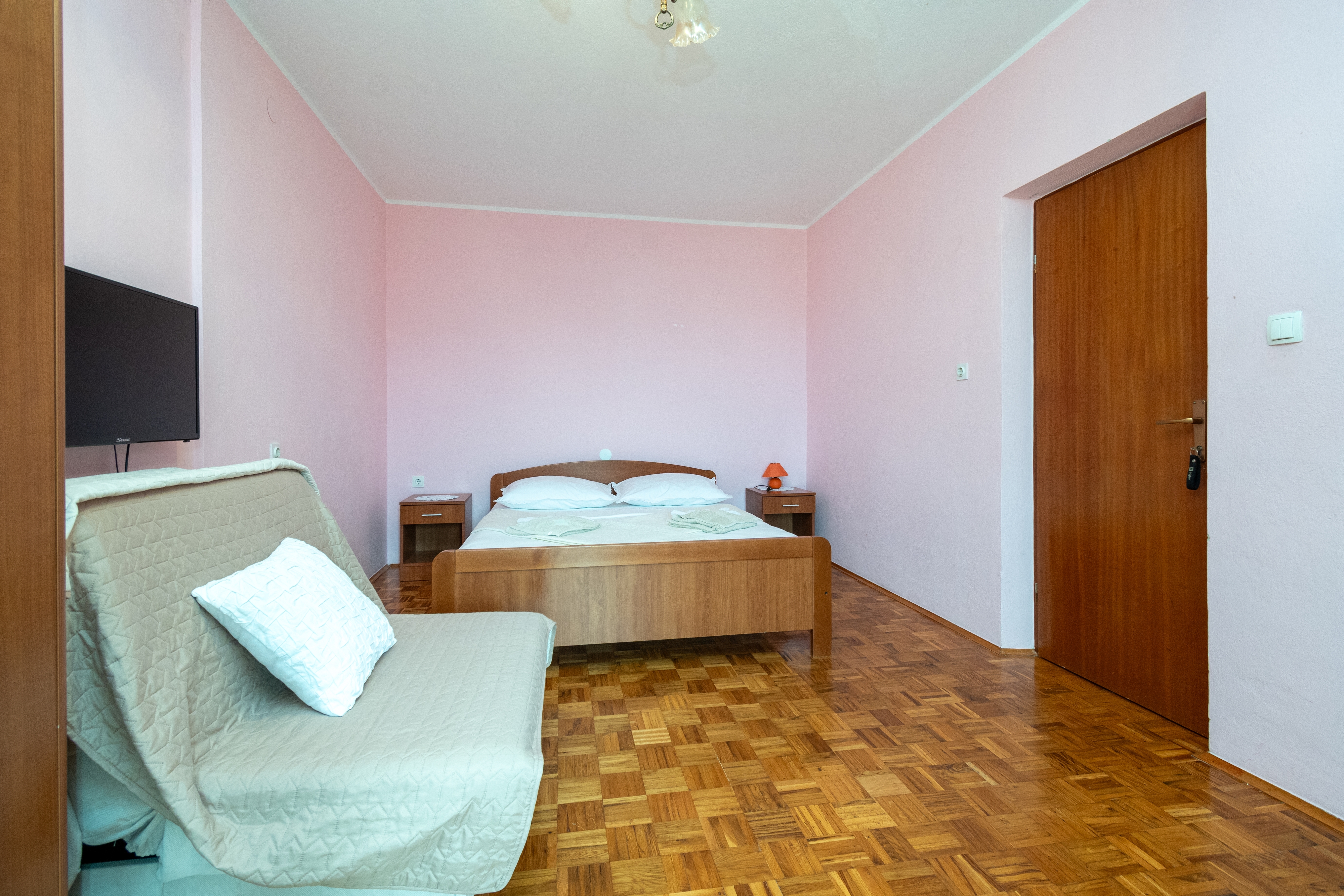 Two bedroom apartment with balcony and sea view Zubovići, Pag  A-a