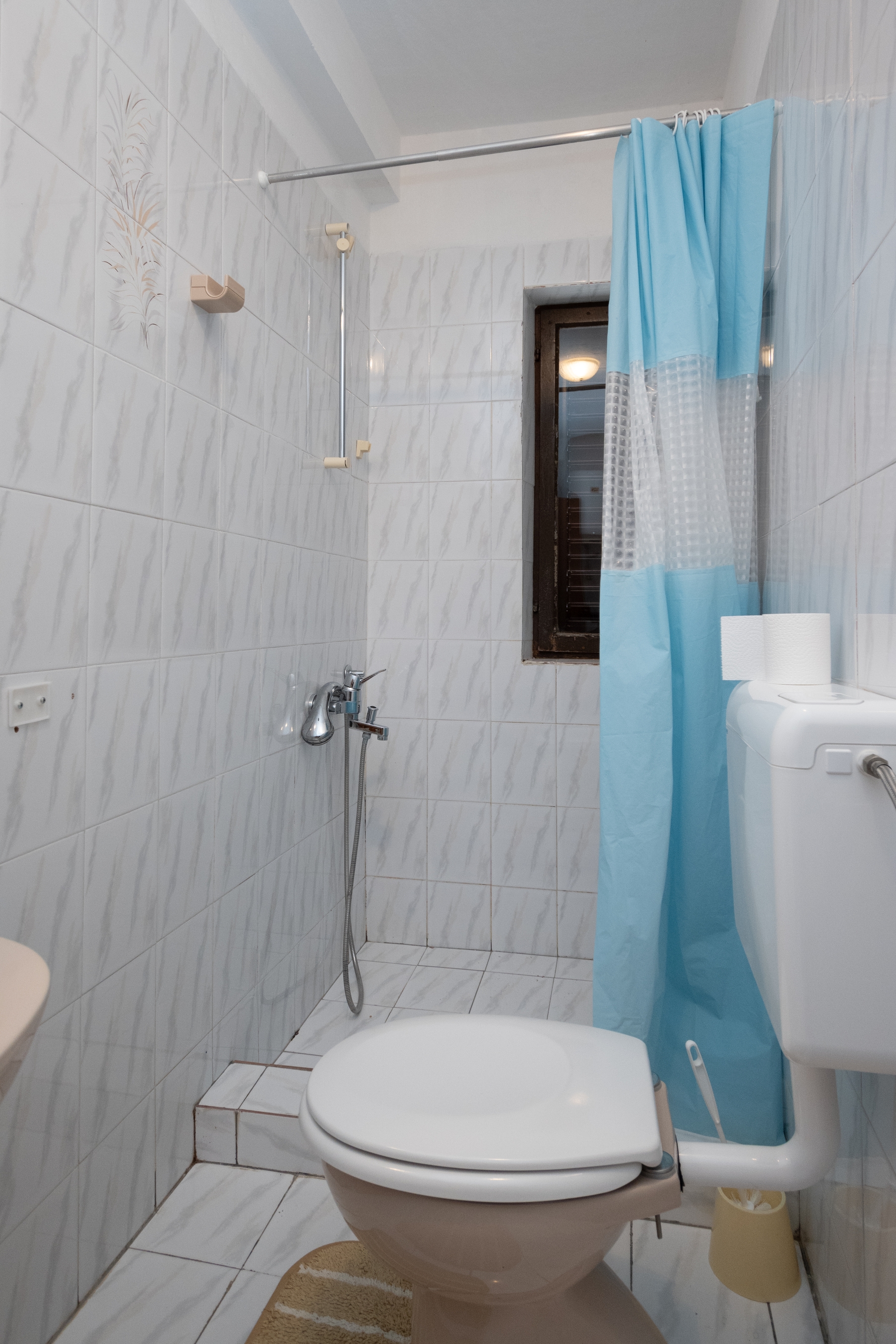 Room with balcony and sea view Zubovići, Pag  S-a