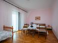 Zubovići, Bedroom in the room, air condition available and WiFi.