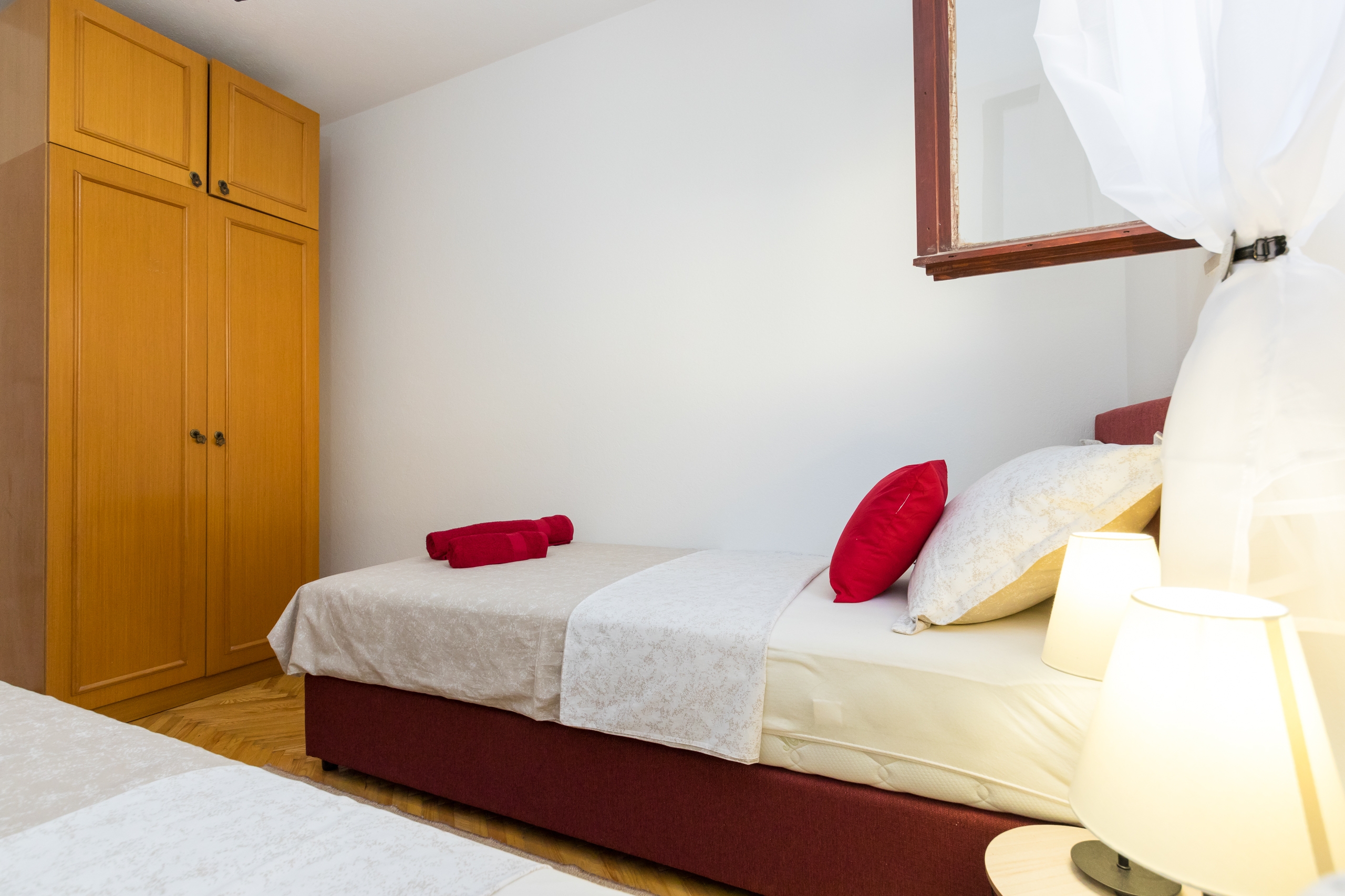 Two bedroom apartment with terrace Kaštel Štafilić, Kaštela  A-a