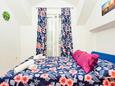 Bedroom 2 Sutivan, Bedroom 2 in the apartment, air condition available, (pet friendly) and WiFi.