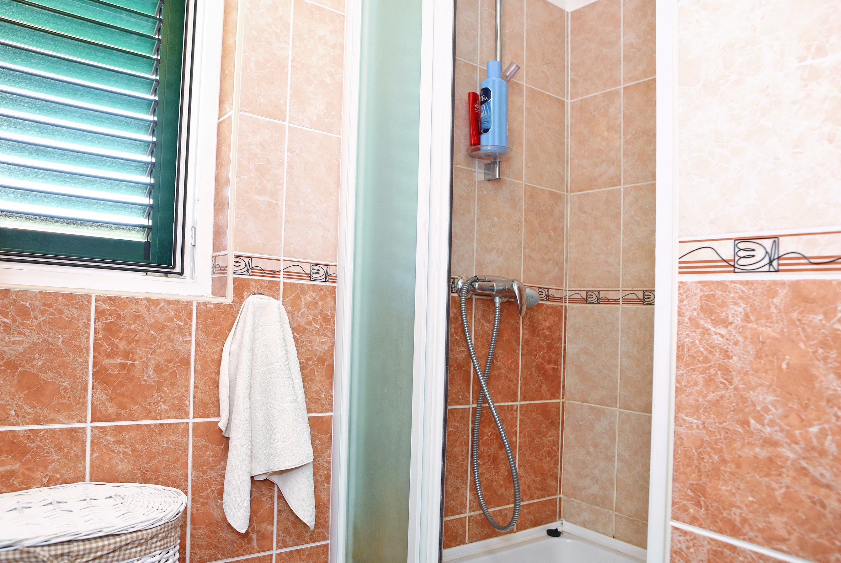 Two bedroom house with terrace and sea view Sali, Dugi otok  K