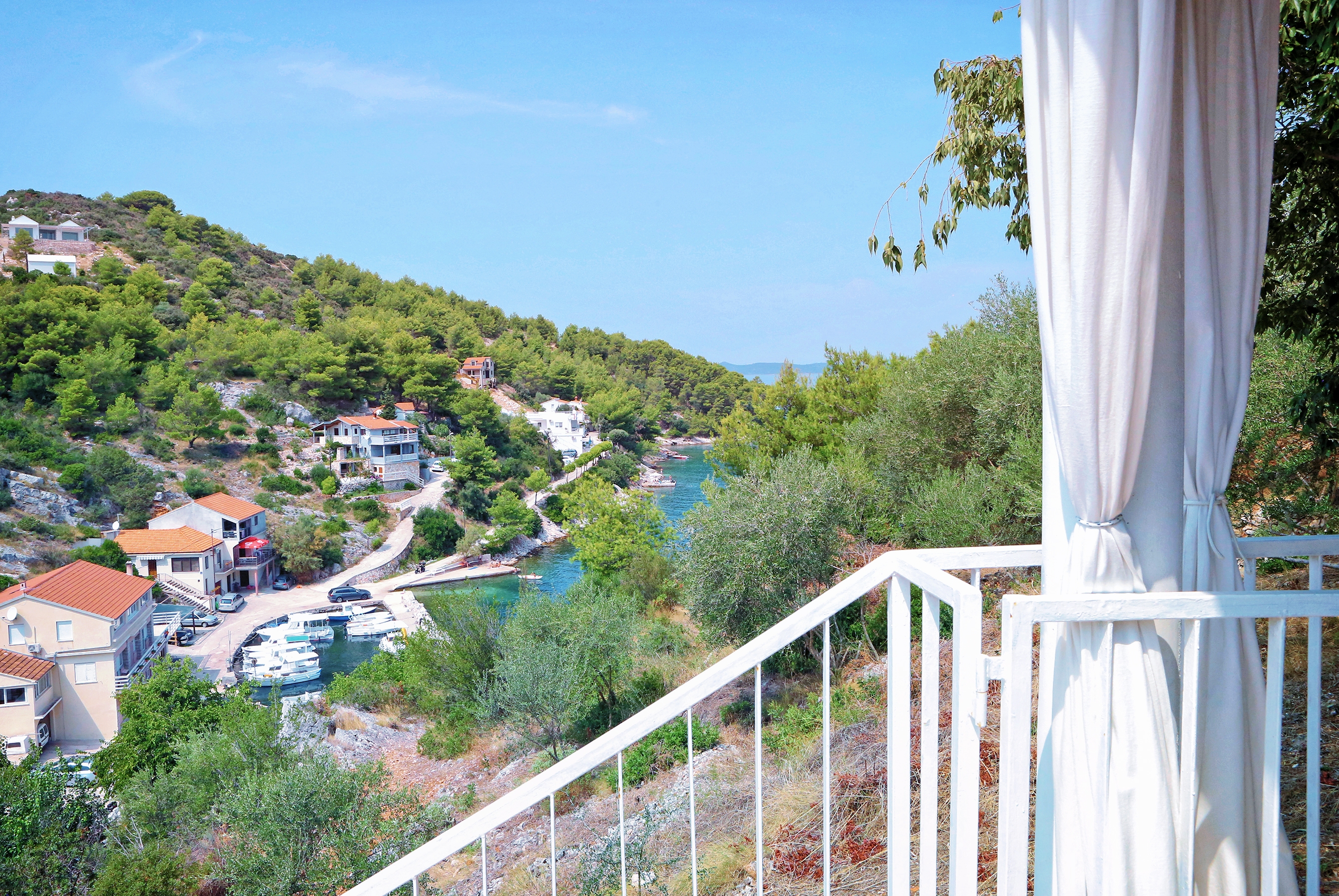 Two bedroom house with terrace and sea view Sali, Dugi otok  K
