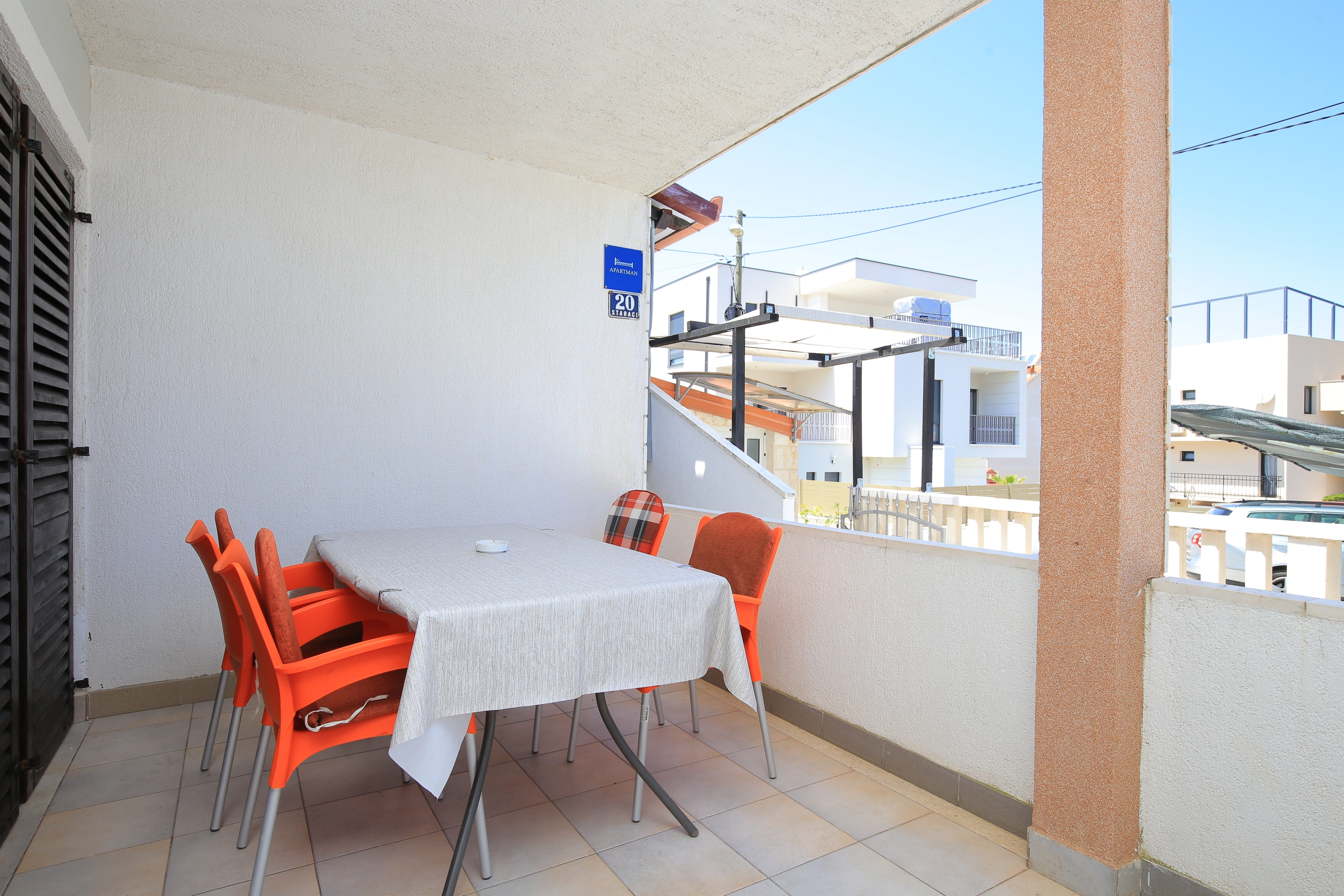 Two bedroom apartment with terrace and sea view Slatine, Čiovo  A-a