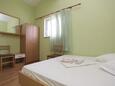 Bedroom 2 Makarska, Bedroom 2 in the apartment, WiFi.
