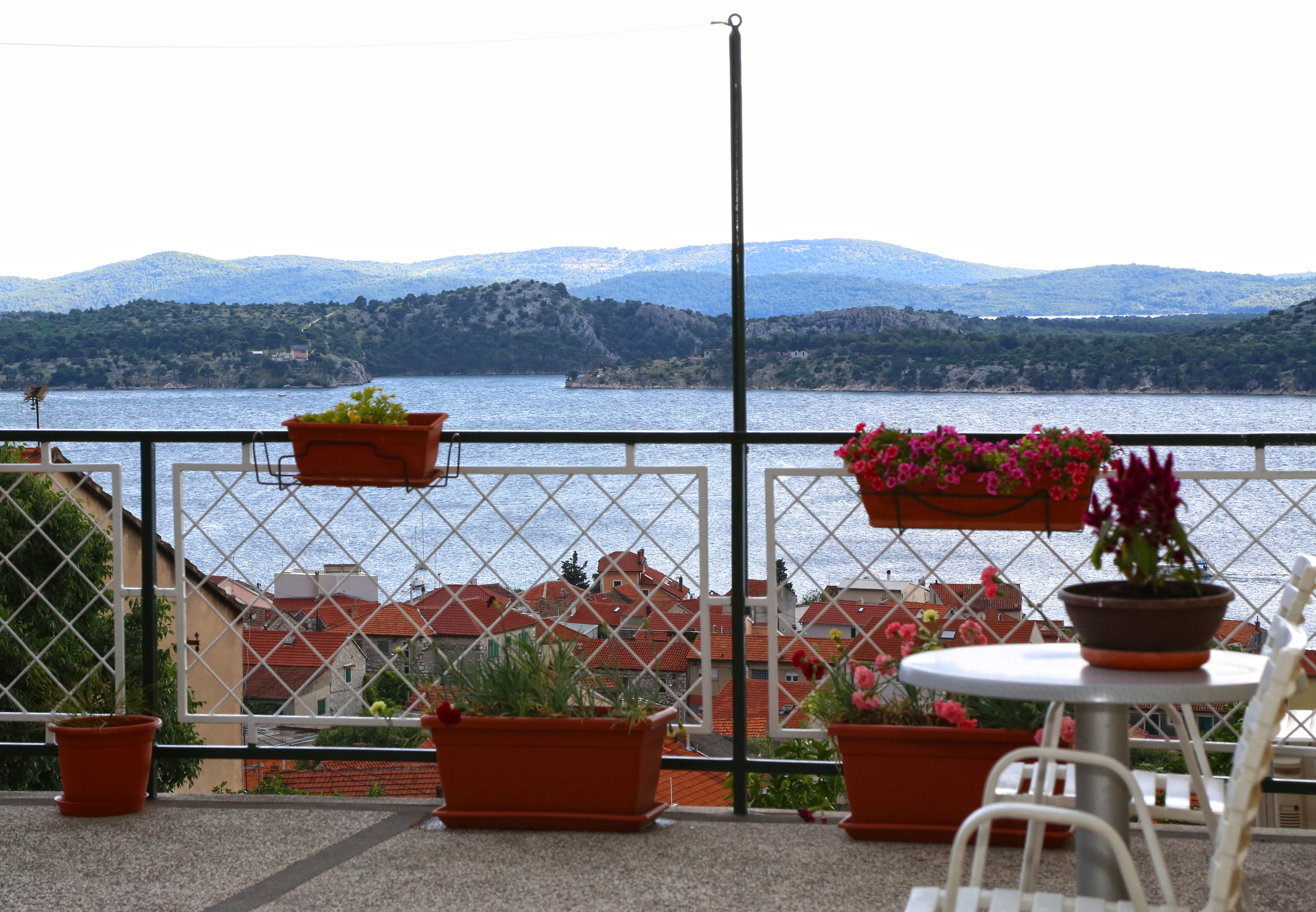Three bedroom apartment with terrace and sea view Šibenik (A-16170-a) Three bedroom apartment with terrace and sea view Šibenik (A-16170-a)