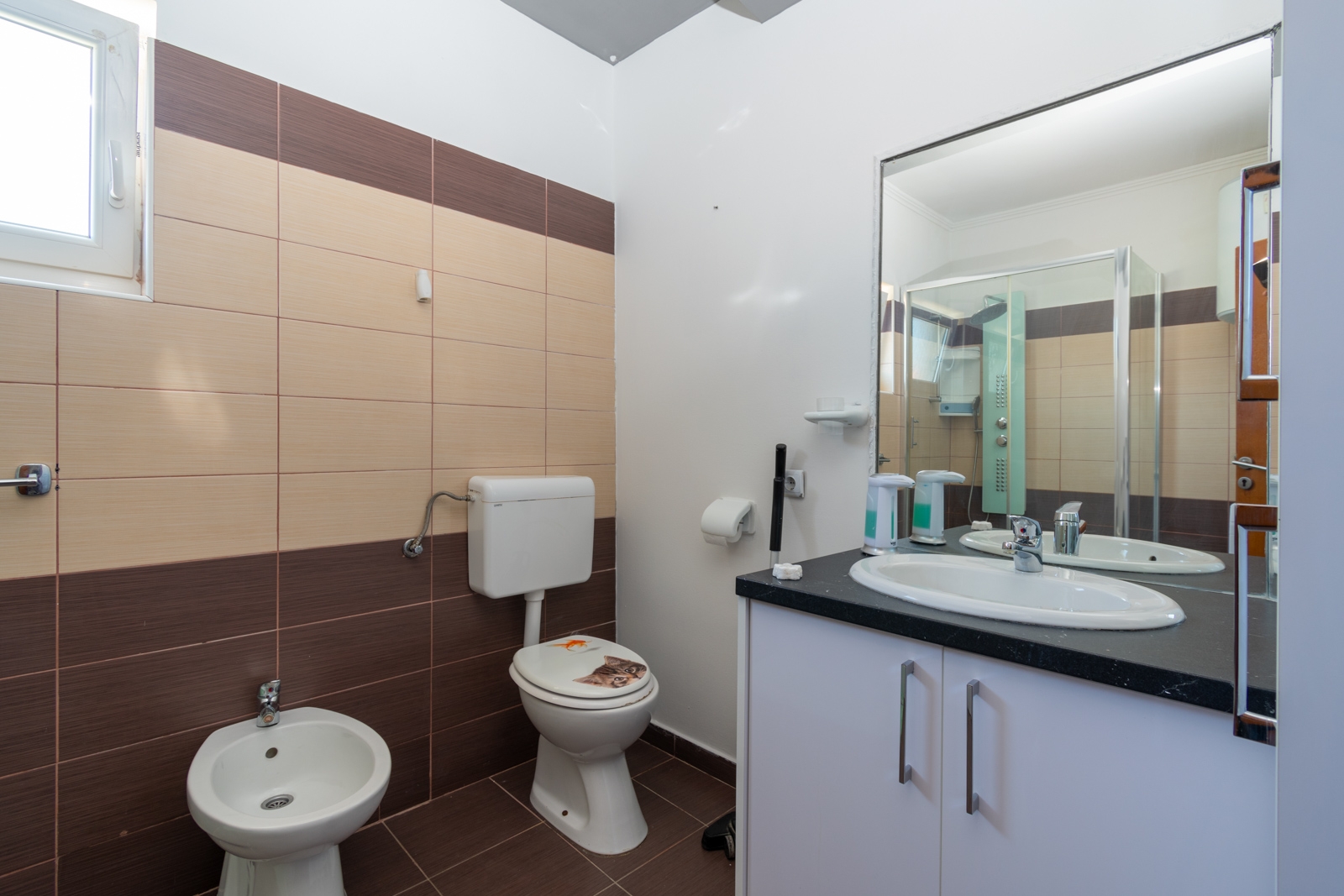 Three bedroom apartment with terrace and sea view Bibinje, Zadar  A-a