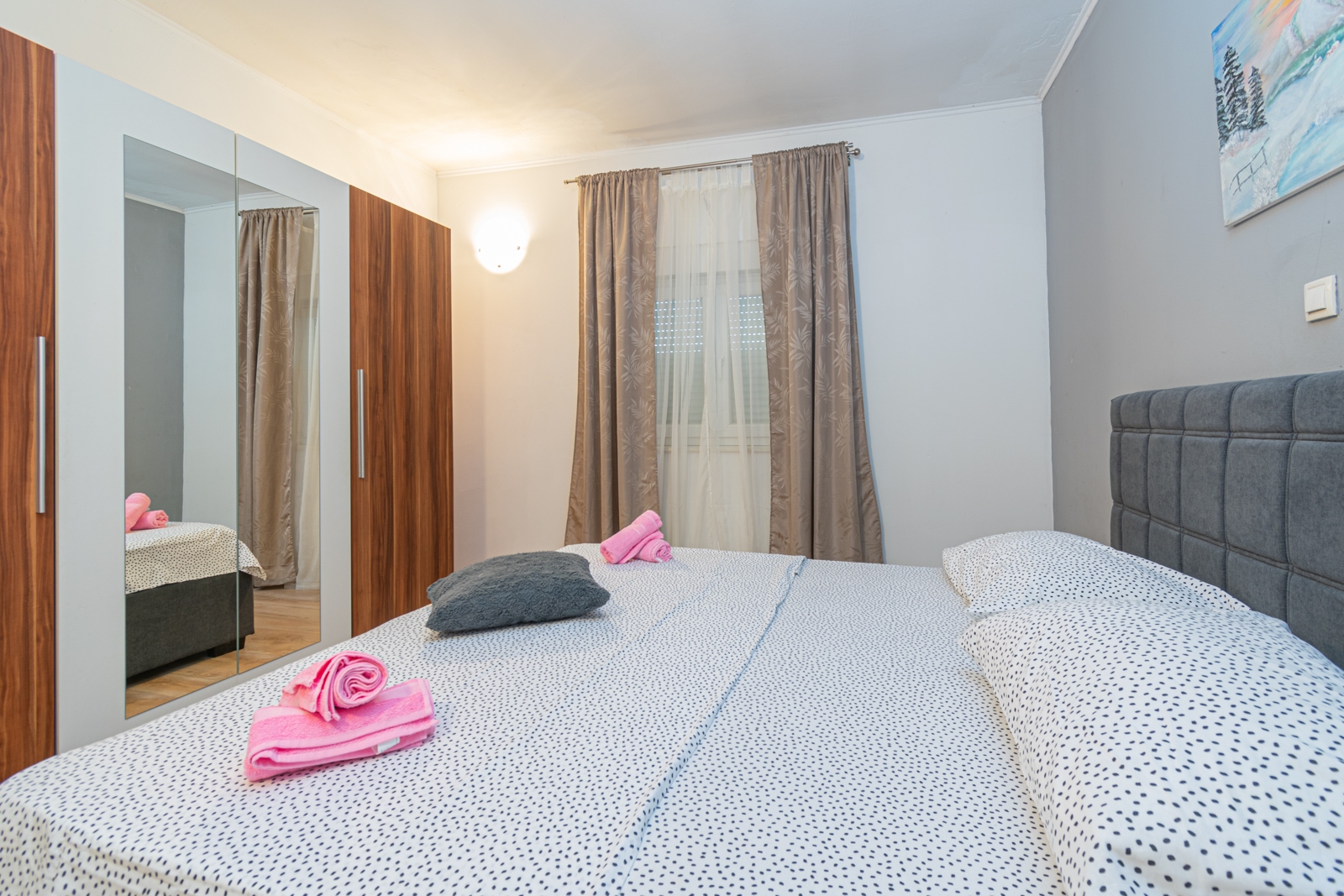 Three bedroom apartment with terrace and sea view Bibinje, Zadar  A-a