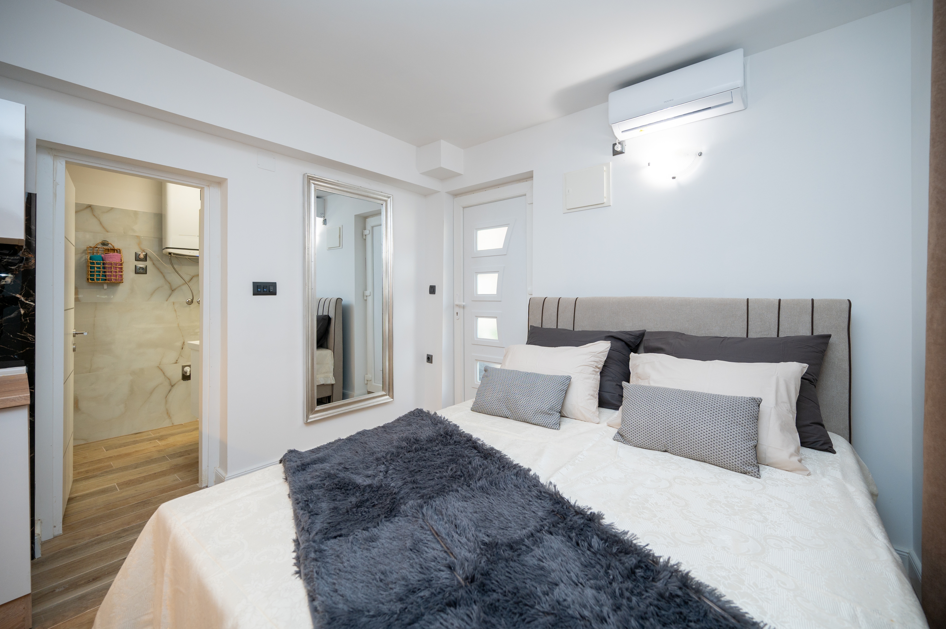 Studio flat with air-conditioning Bibinje, Zadar (AS-16188-a) Studio flat with air-conditioning Bibinje, Zadar (AS-16188-a)