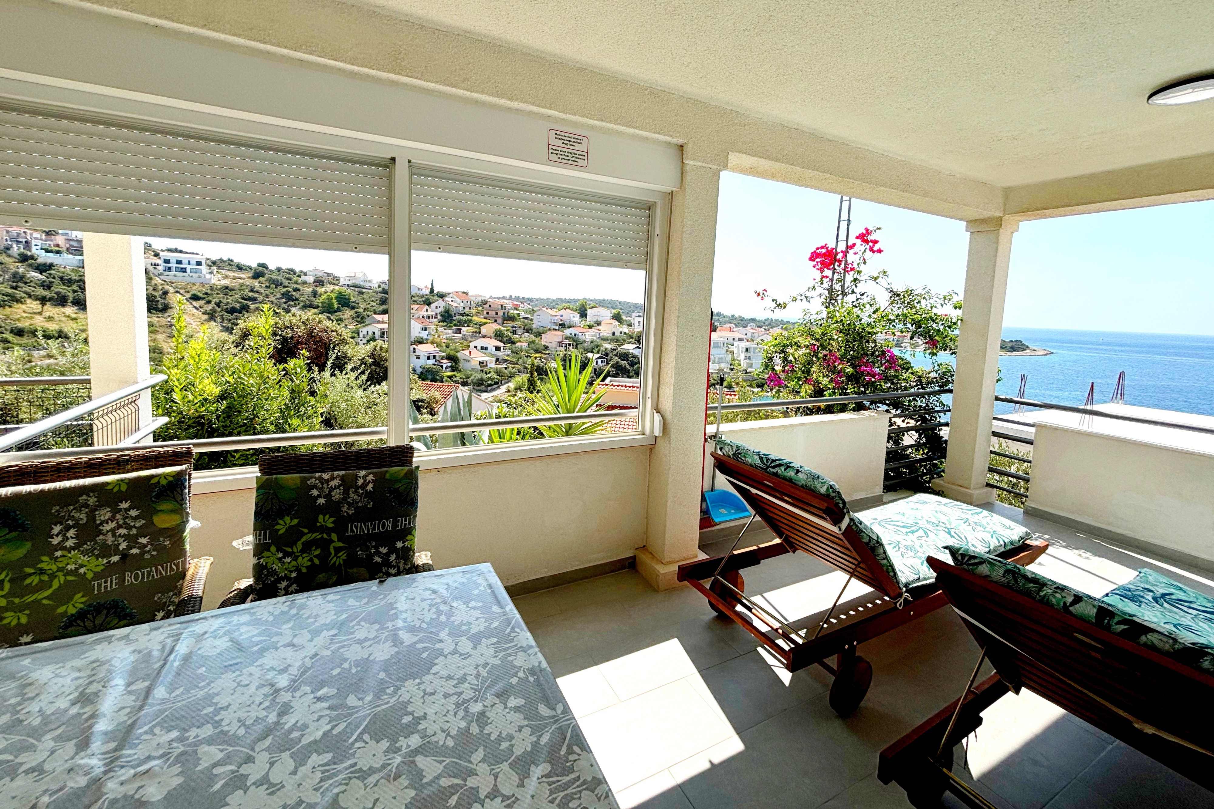 One bedroom apartment with terrace and sea view Kanica, Rogoznica  A-a