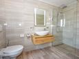 Bagno 2 Kolan, Bagno 2 nell'alloggi del tipo house, animali domestici ammessi e WiFi.