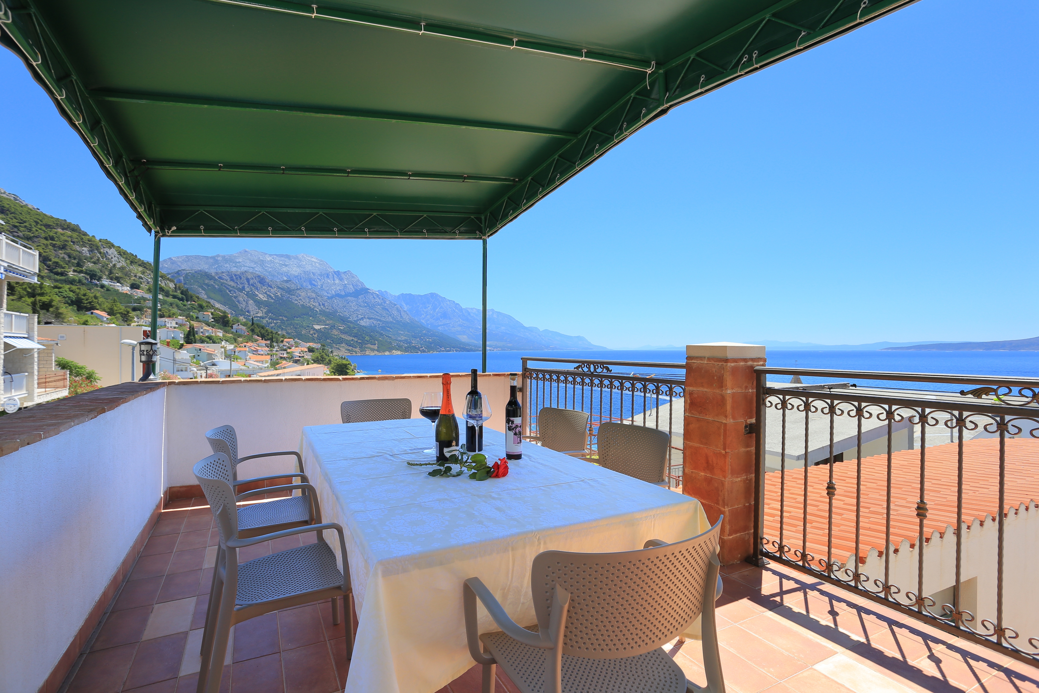 Top Omiš Pisak Top Omiš Pisak