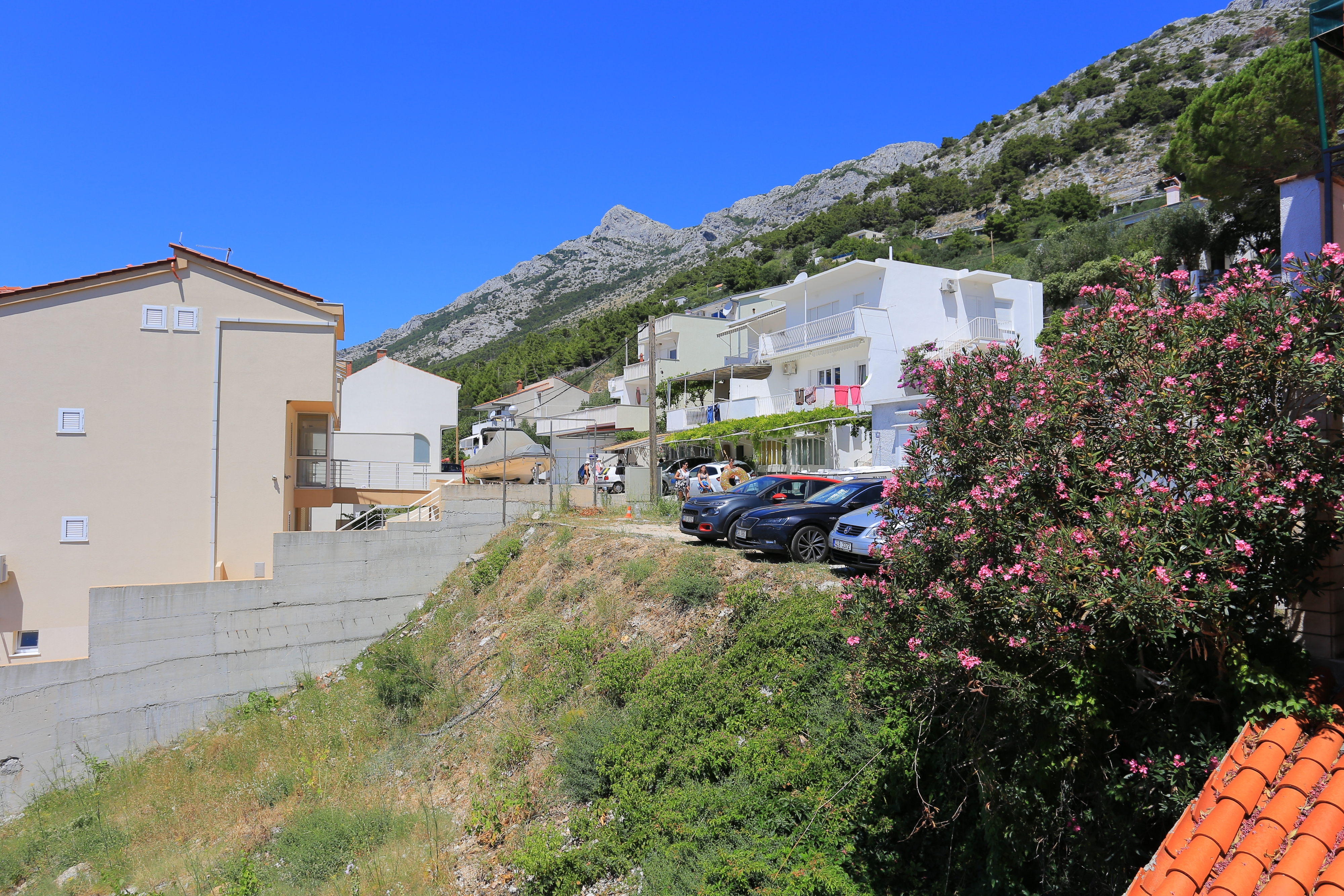 Two bedroom apartment with terrace and sea view Pisak, Omiš  A-c