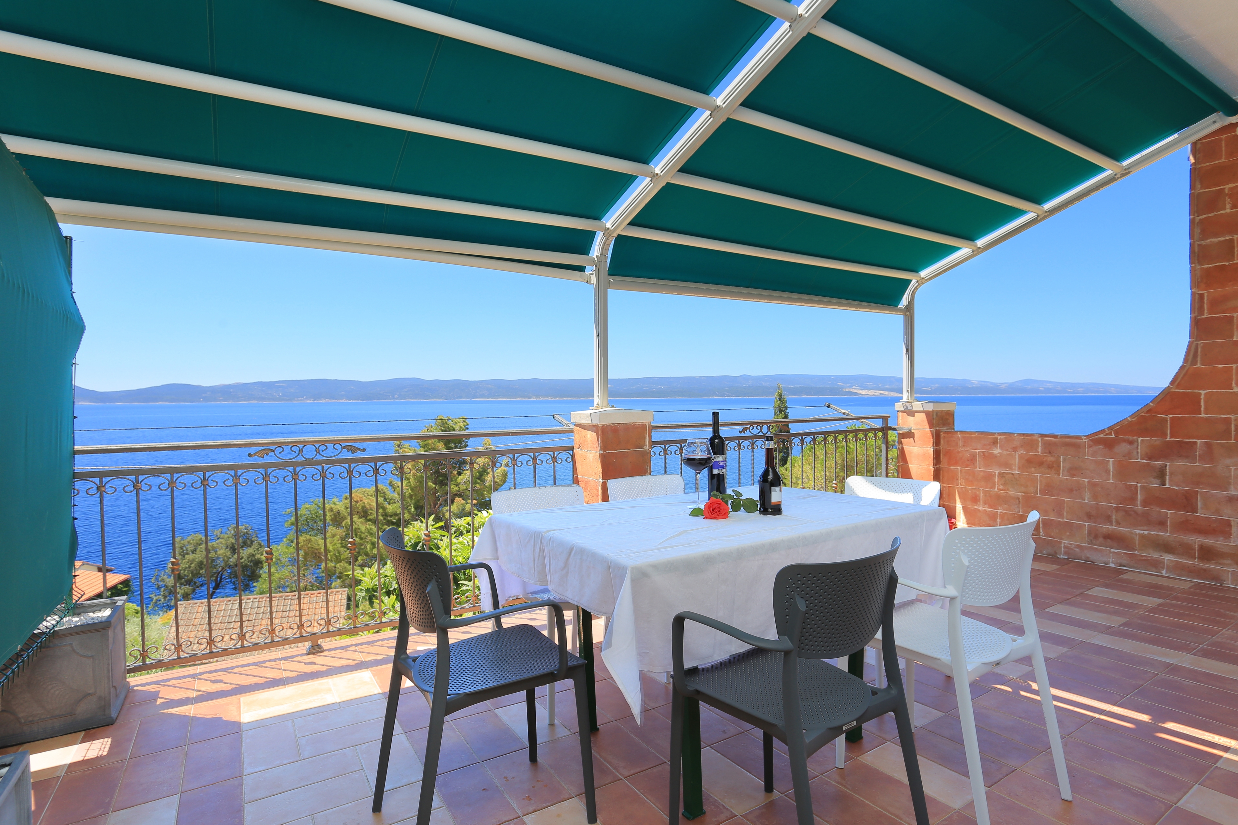 Two bedroom apartment with terrace and sea view Pisak (Omiš) (A-16239-c) Two bedroom apartment with terrace and sea view Pisak (Omiš) (A-16239-c)