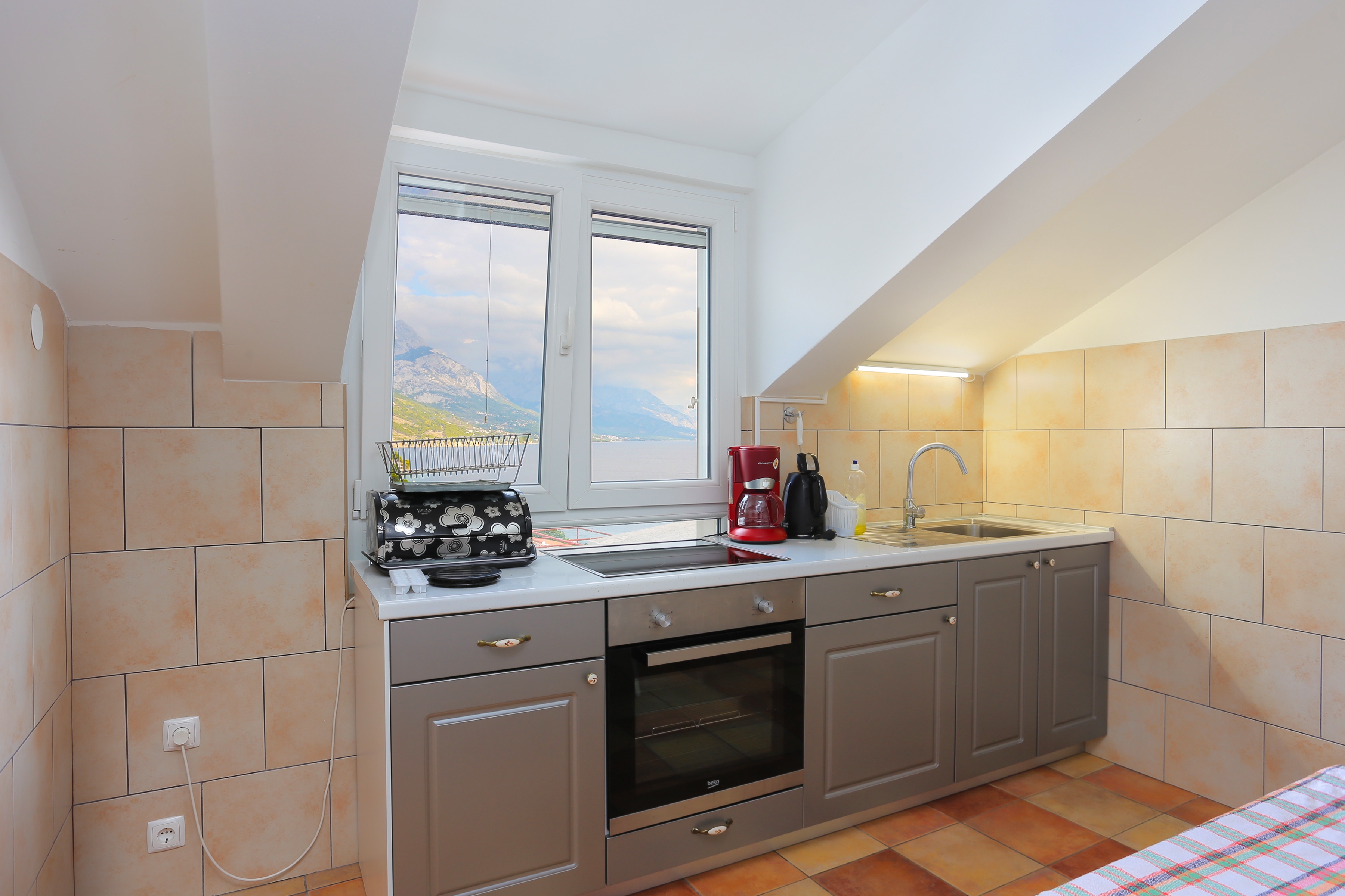 Top Omiš Pisak Top Omiš Pisak