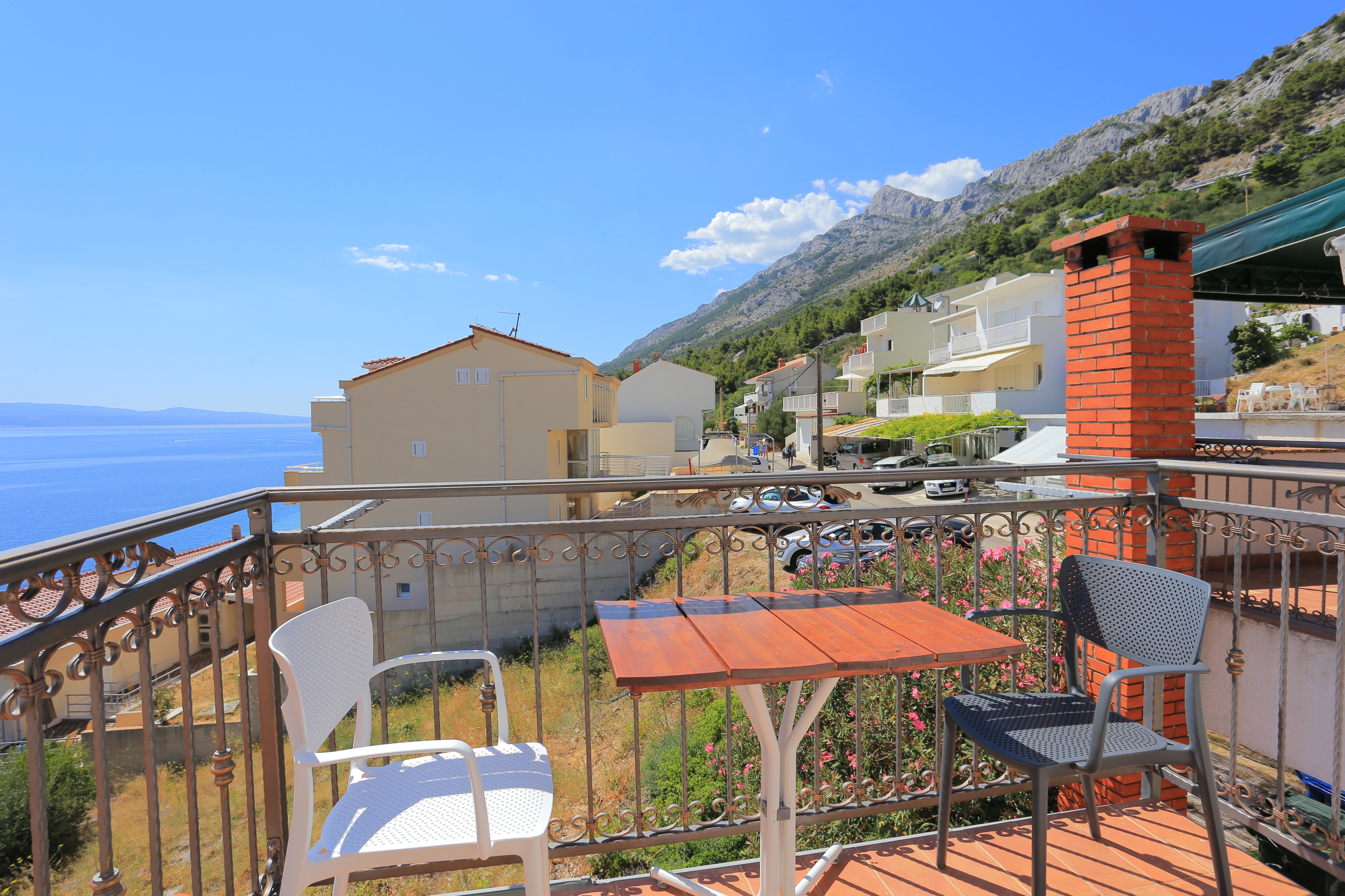 One bedroom apartment with balcony and sea view Pisak, Omiš  A-g