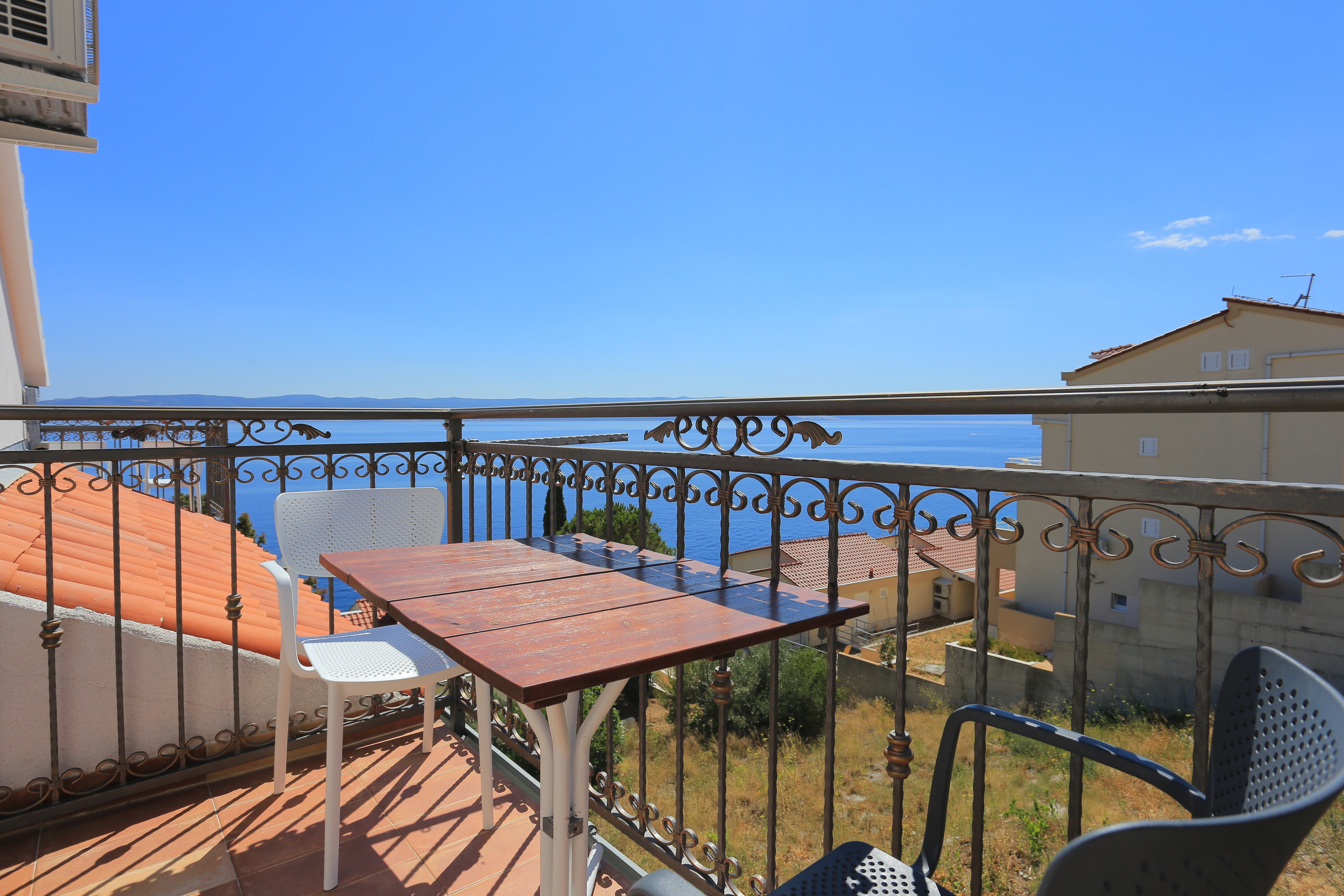 One bedroom apartment with balcony and sea view Pisak, Omiš  A-g