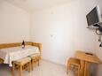 Barbat, Jadalnia w zakwaterowaniu typu apartment, WiFi.