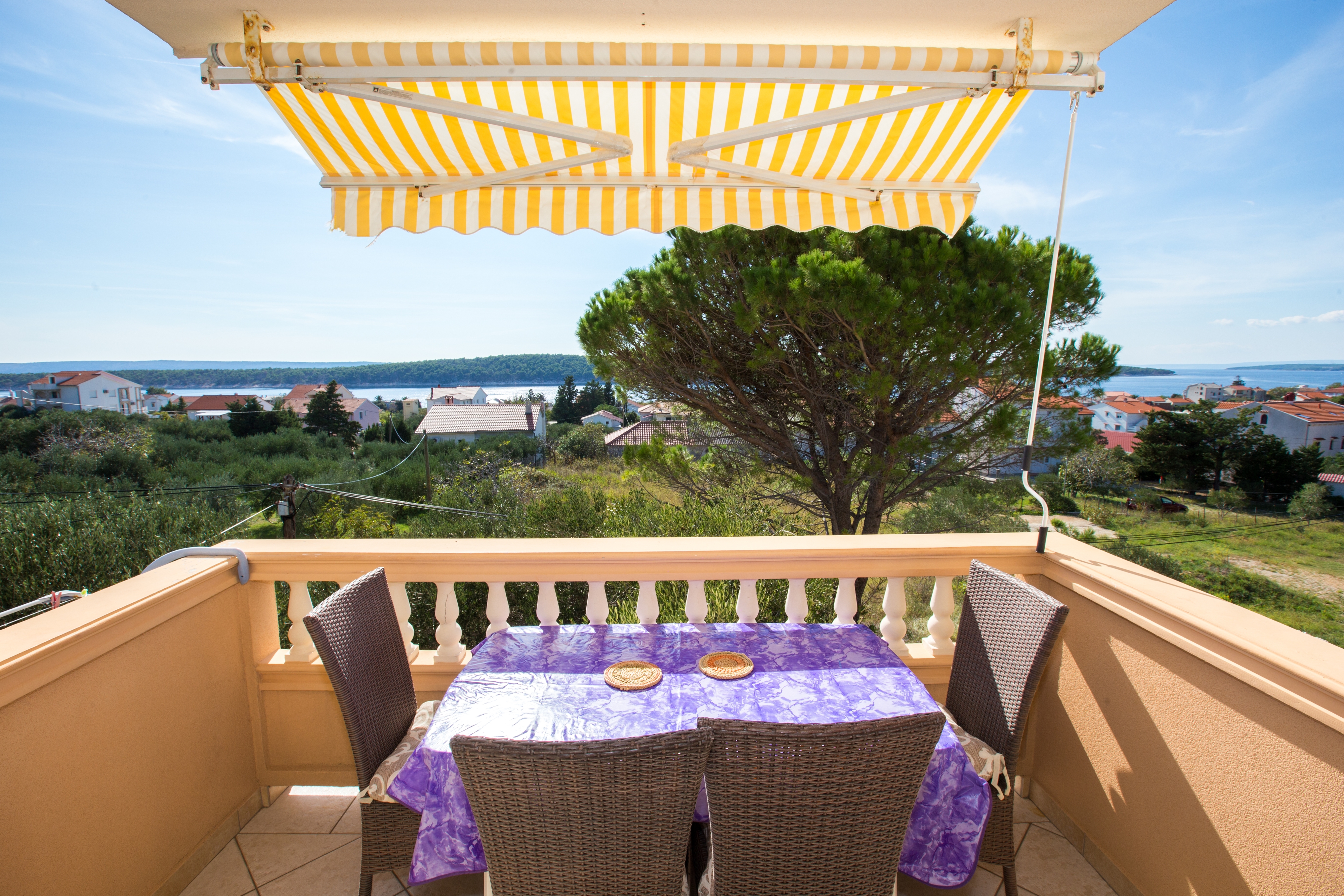 Two bedroom apartment with terrace and sea view Barbat (Rab) (A-16245-b)