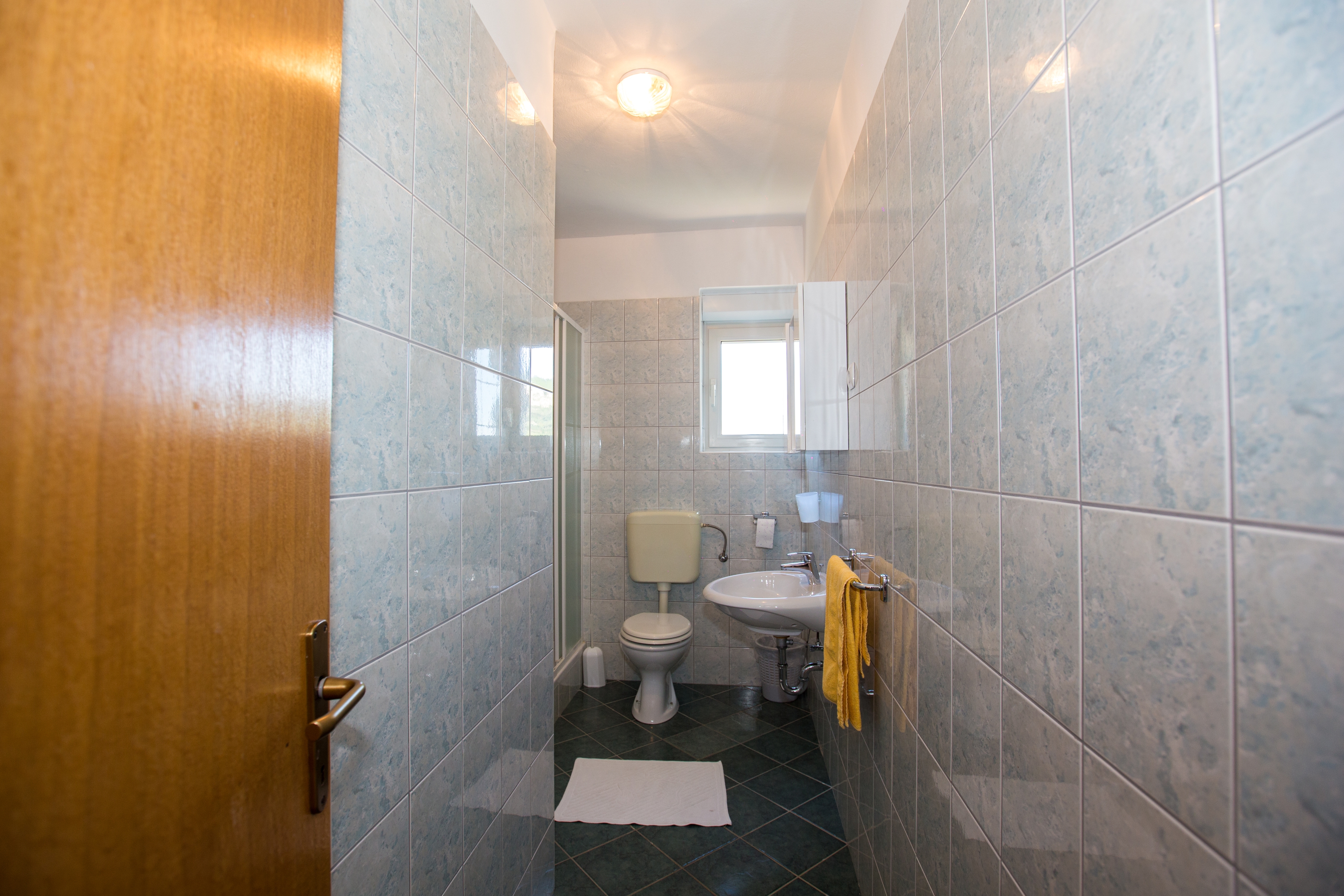 Three bedroom apartment with terrace and sea view Barbat, Rab  A-c