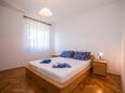 Bedroom 1 Barbat, Bedroom 1 in the apartment, WiFi.