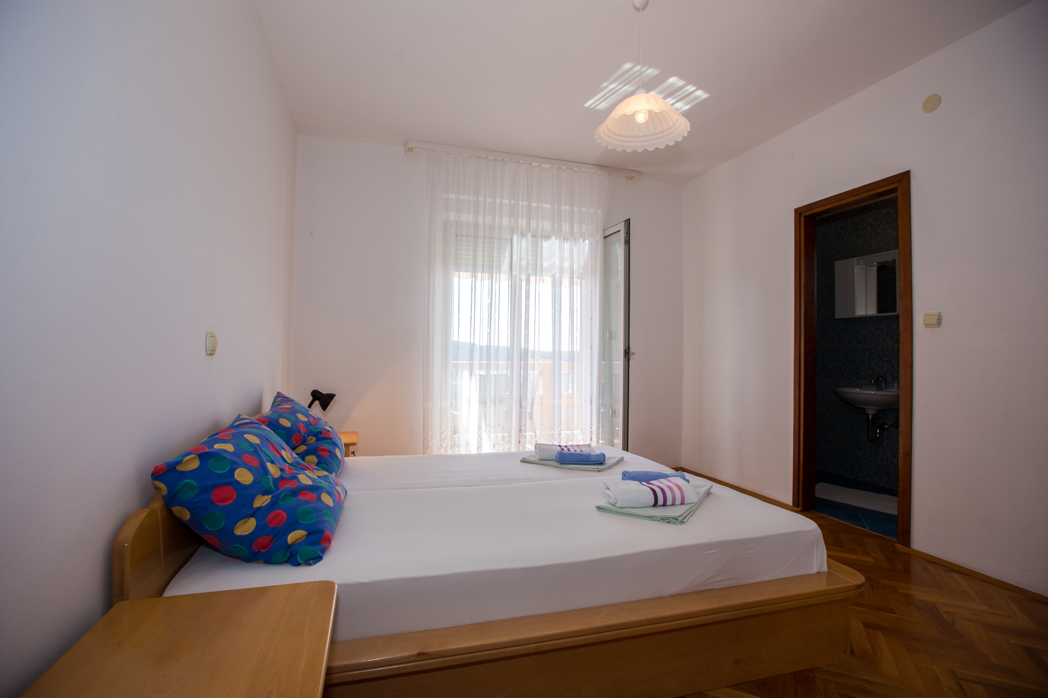 Top Rab Barbat Top Rab Barbat