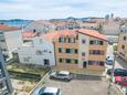 Parkeerplaats Vodice, Vodice, Parkeerplaats 16249 - Appartementen near sea with pebble beach.