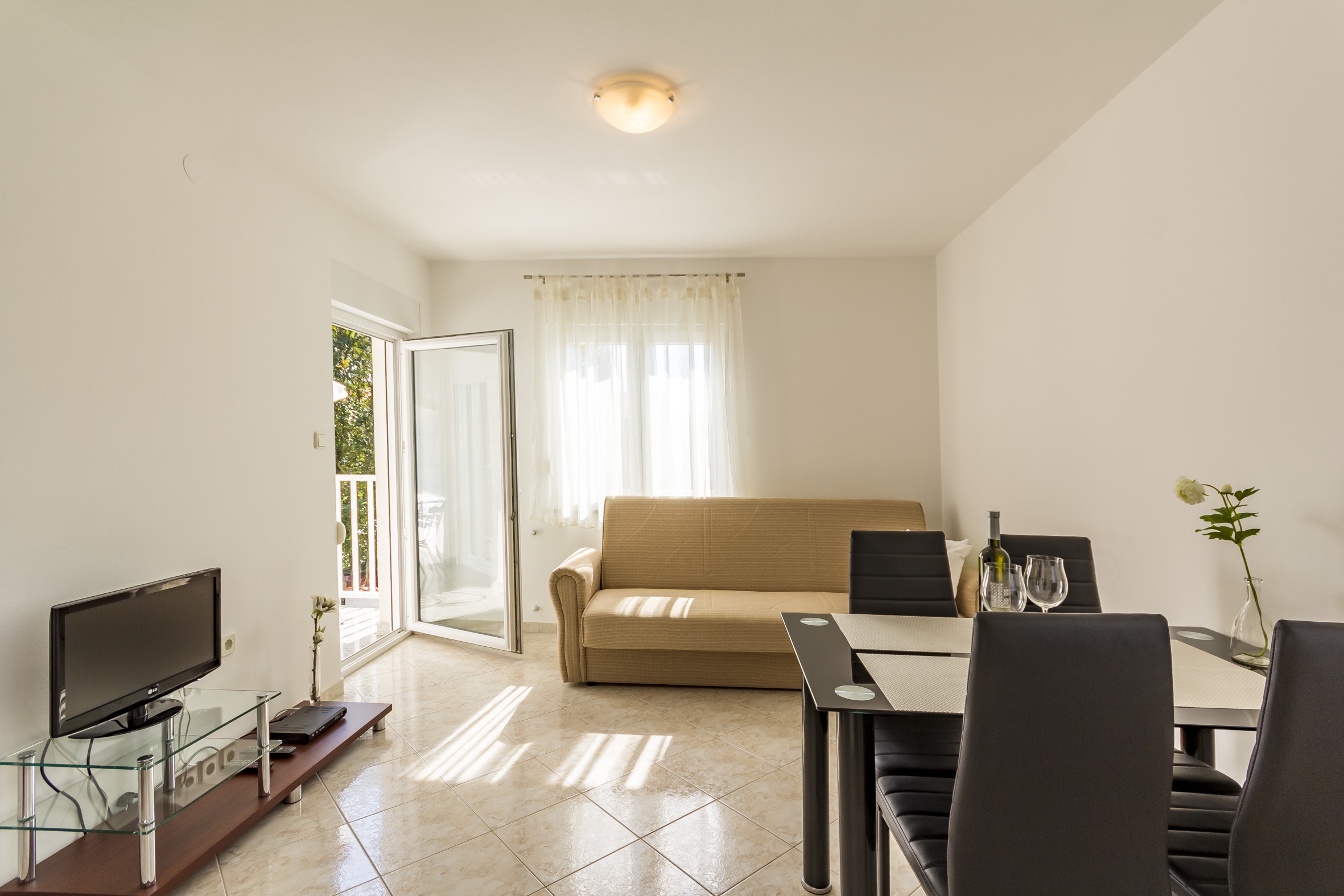 One bedroom apartment with balcony Valbandon, Fažana (A-16261-b)