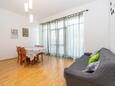 Dining room Tkon, Dining room in the apartment, (pet friendly) and WiFi.