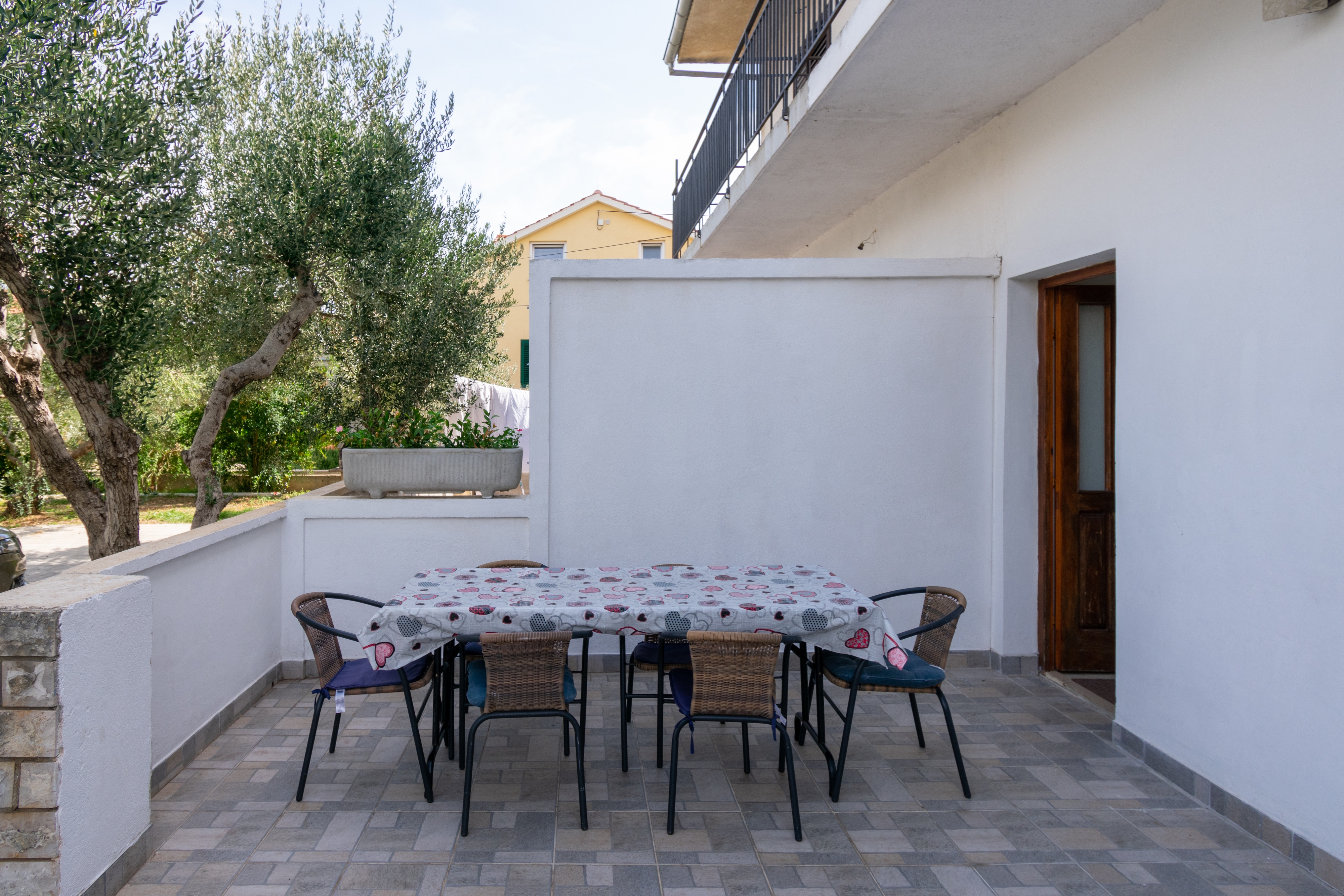 Two bedroom apartment with terrace and sea view Tkon (Pašman) (A-16275-a)