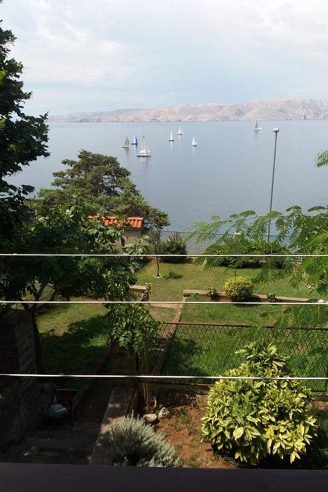 Two bedroom apartment with balcony and sea view Senj  A-c