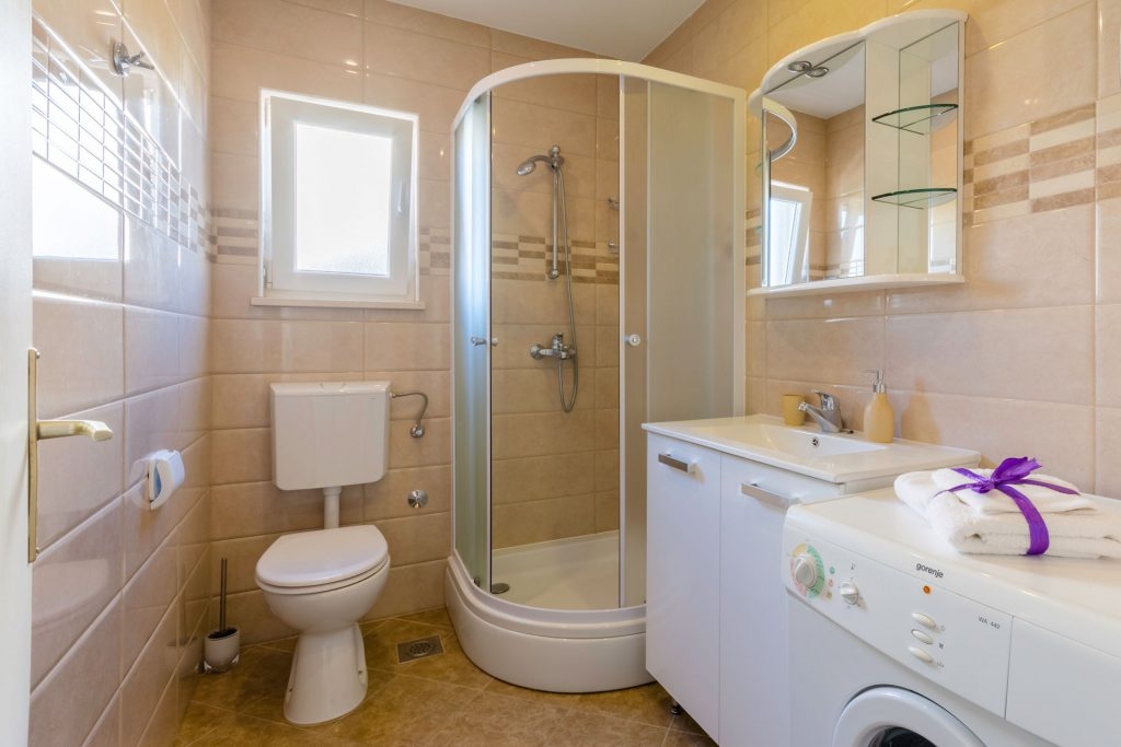 One bedroom apartment with terrace Supetar, Brač  A-a