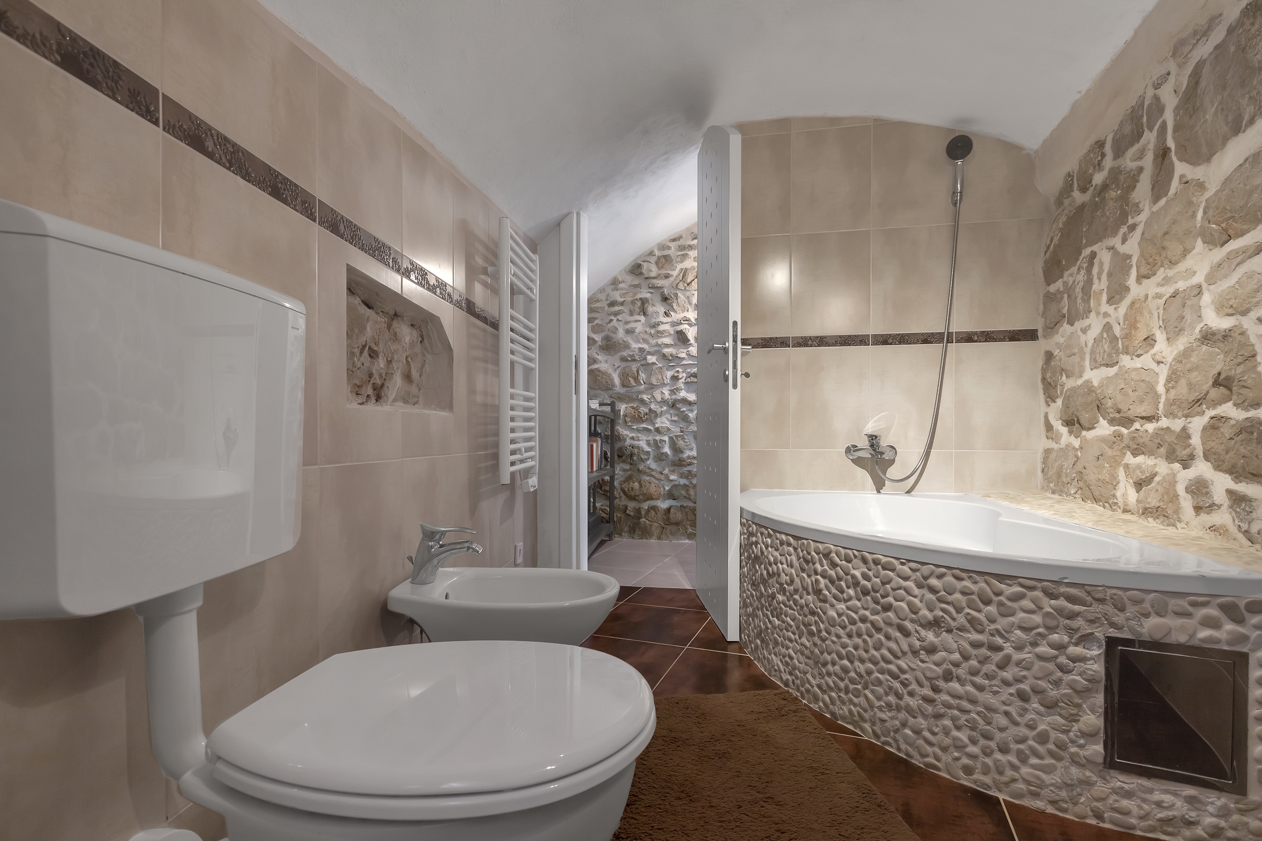 Three bedroom house with terrace and sea view Sutivan, Brač  K