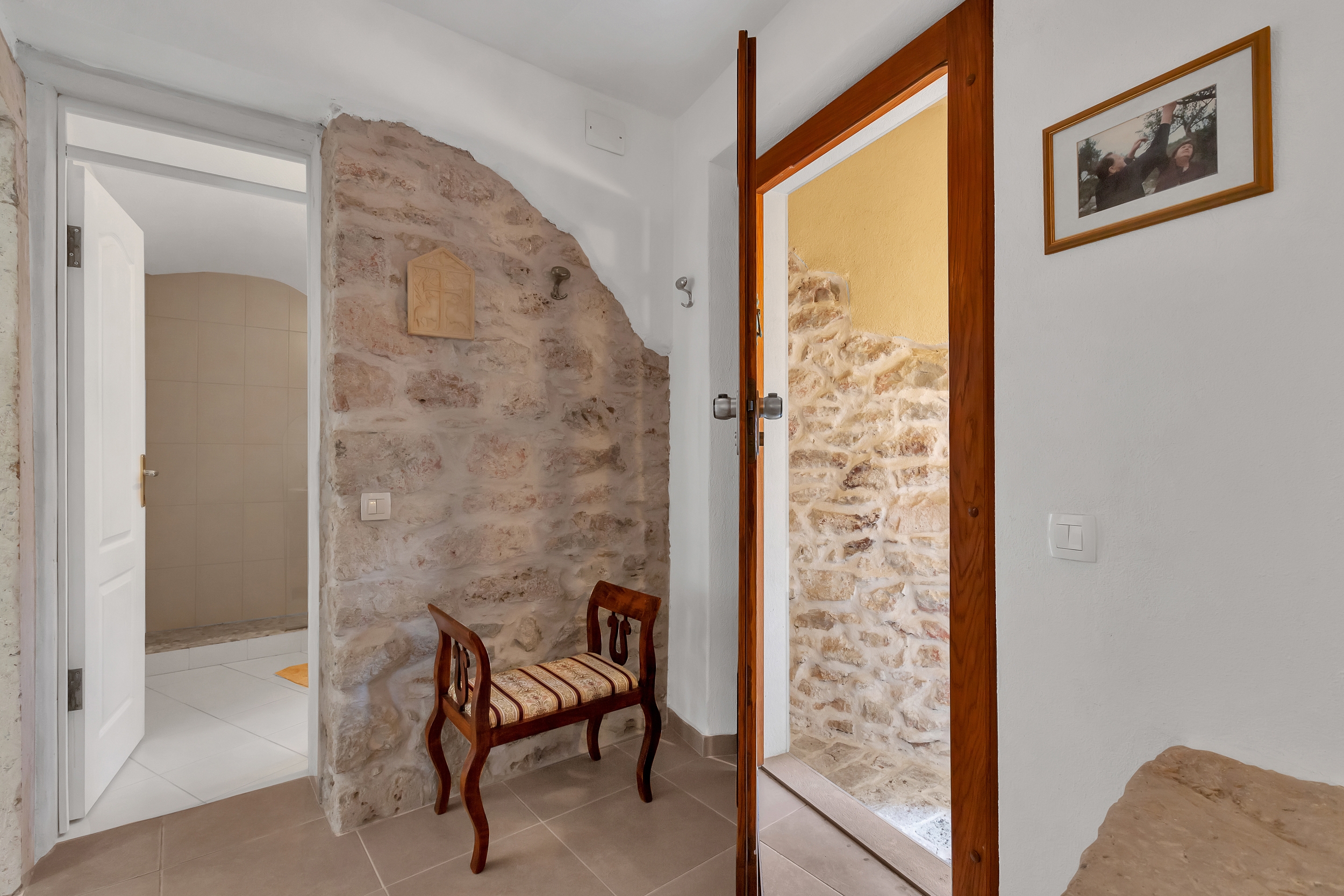Three bedroom house with terrace and sea view Sutivan, Brač  K