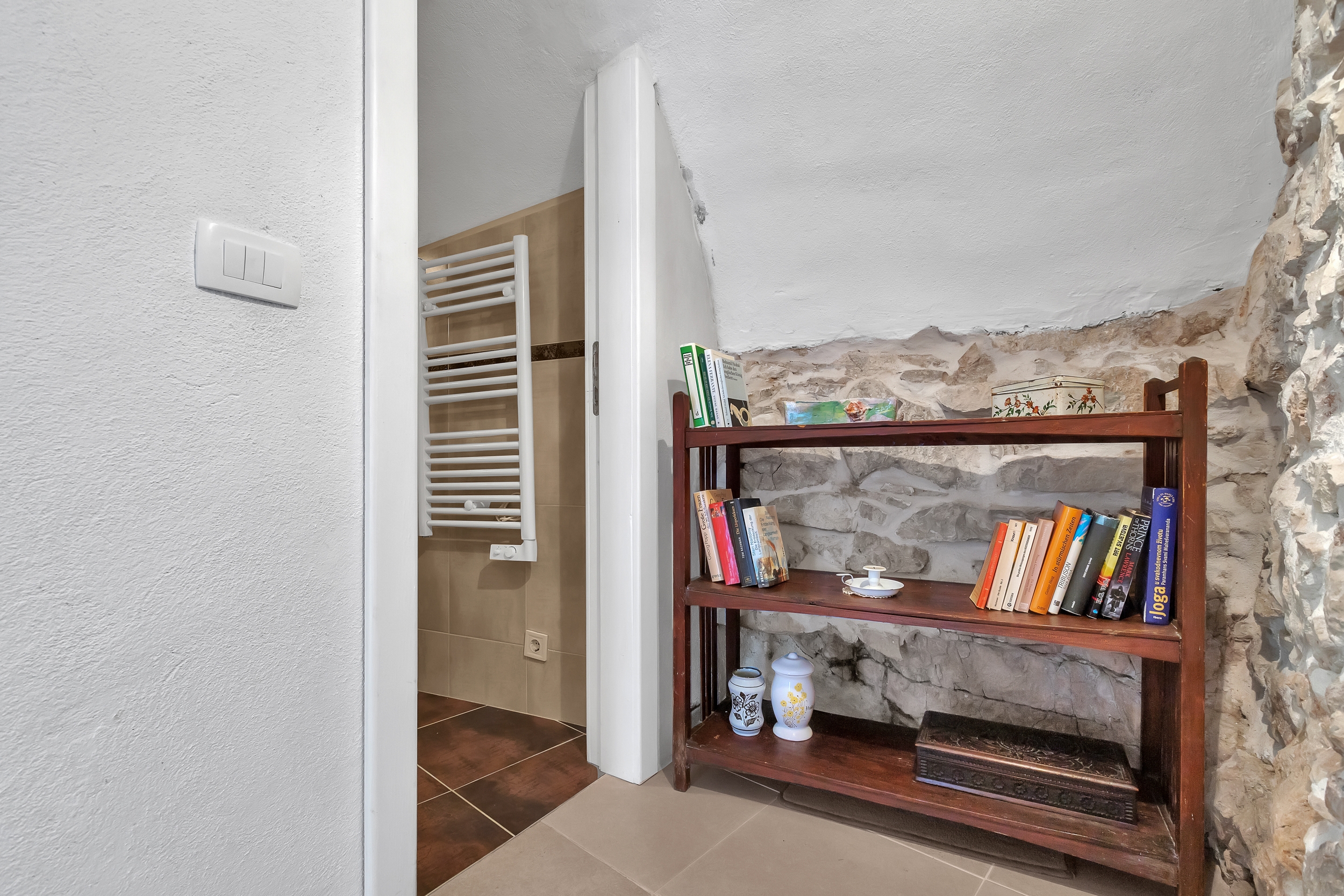 Three bedroom house with terrace and sea view Sutivan, Brač  K
